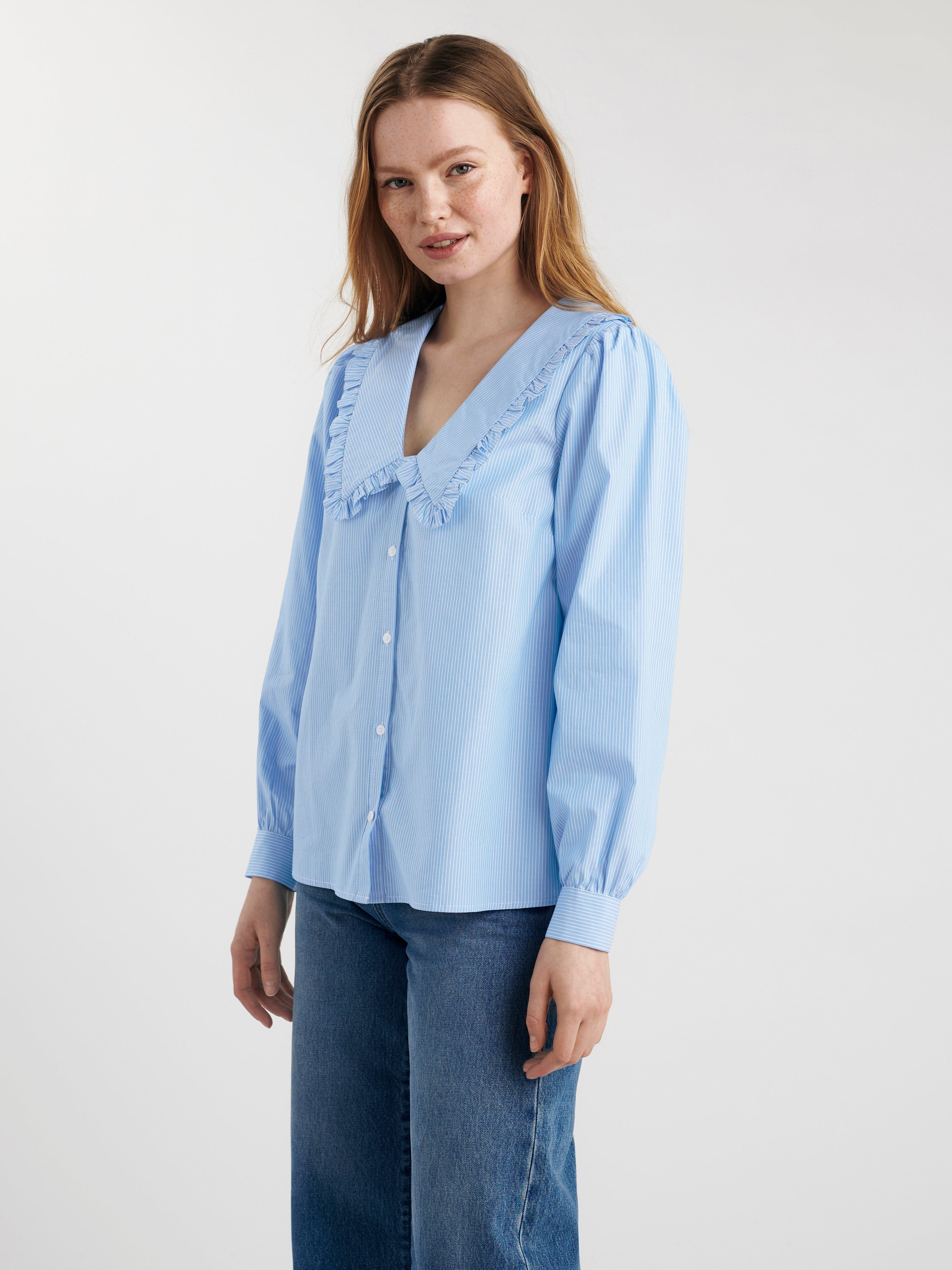 frill collar top