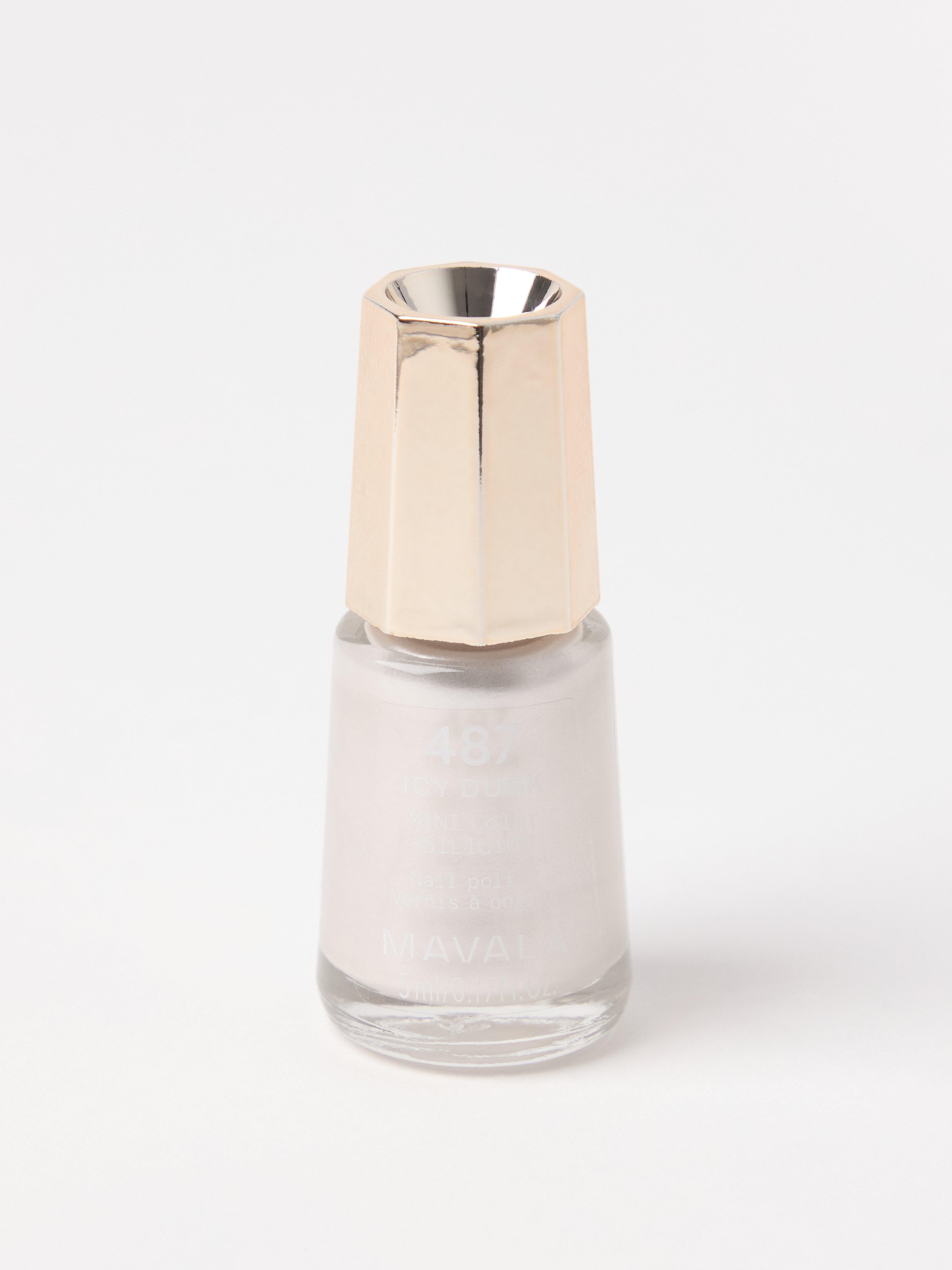 Nagellack - Kosmetik - Blank