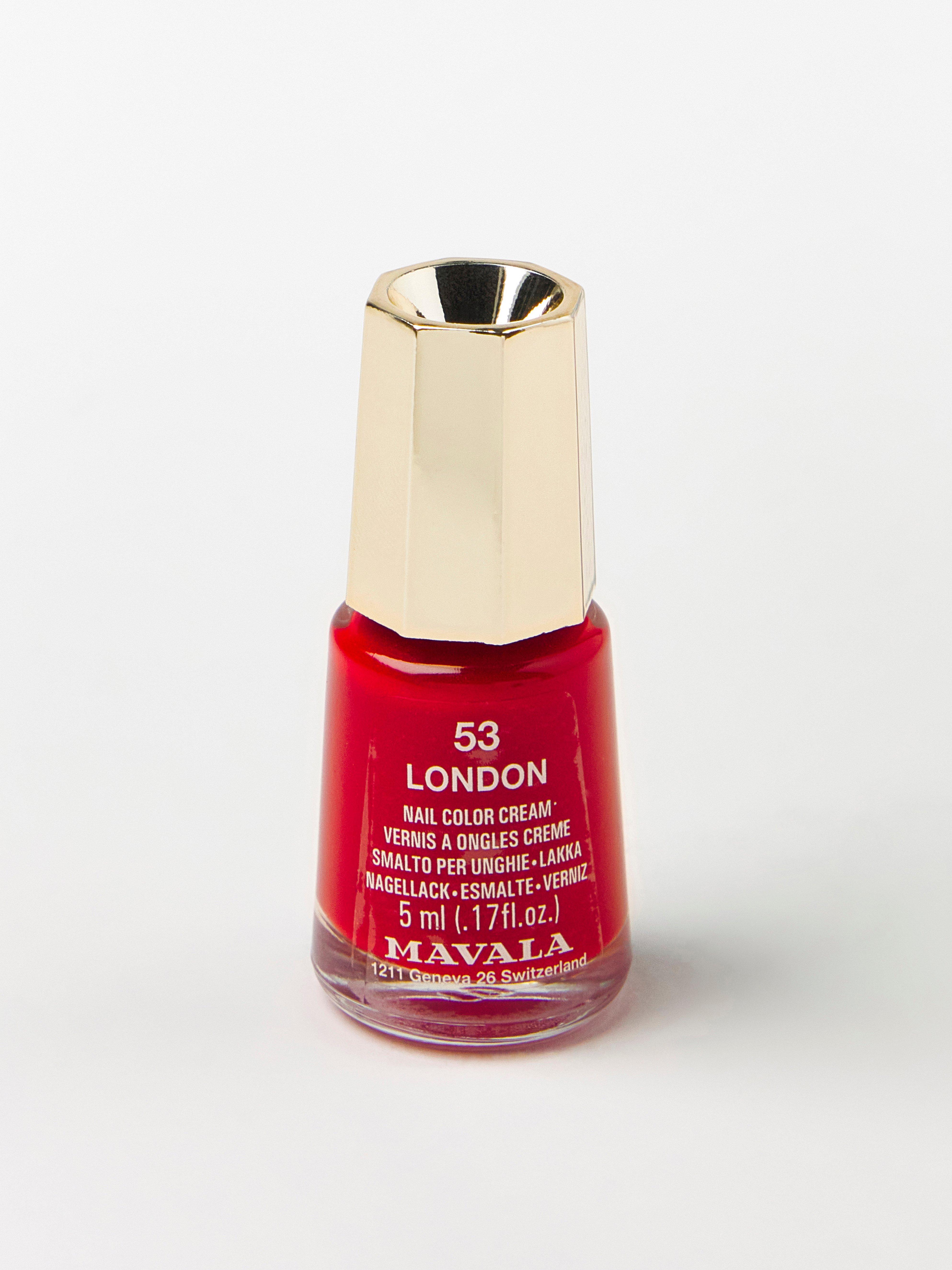 Nagellack - Kosmetik - Röd