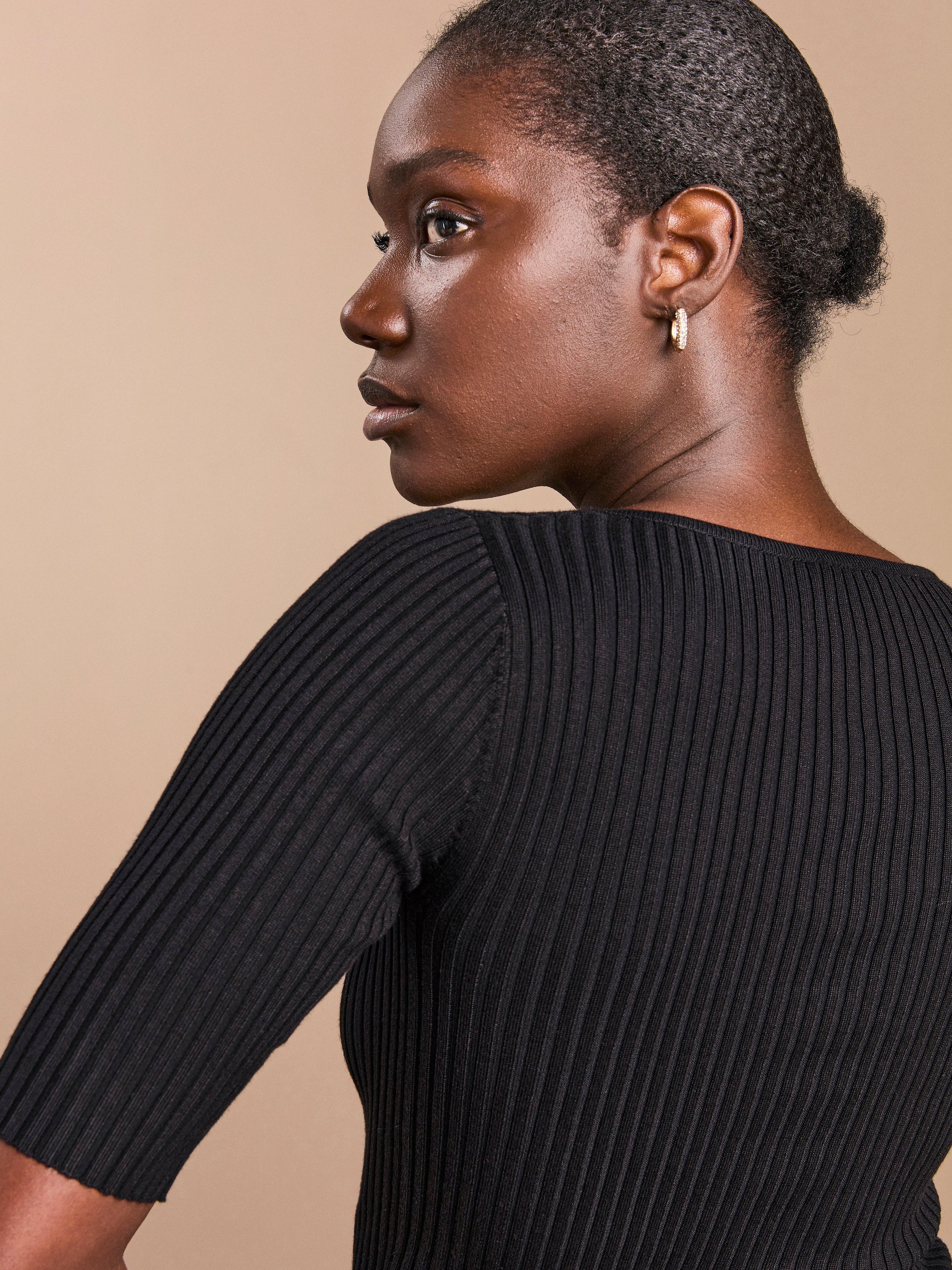 black ribbed short sleeve dress