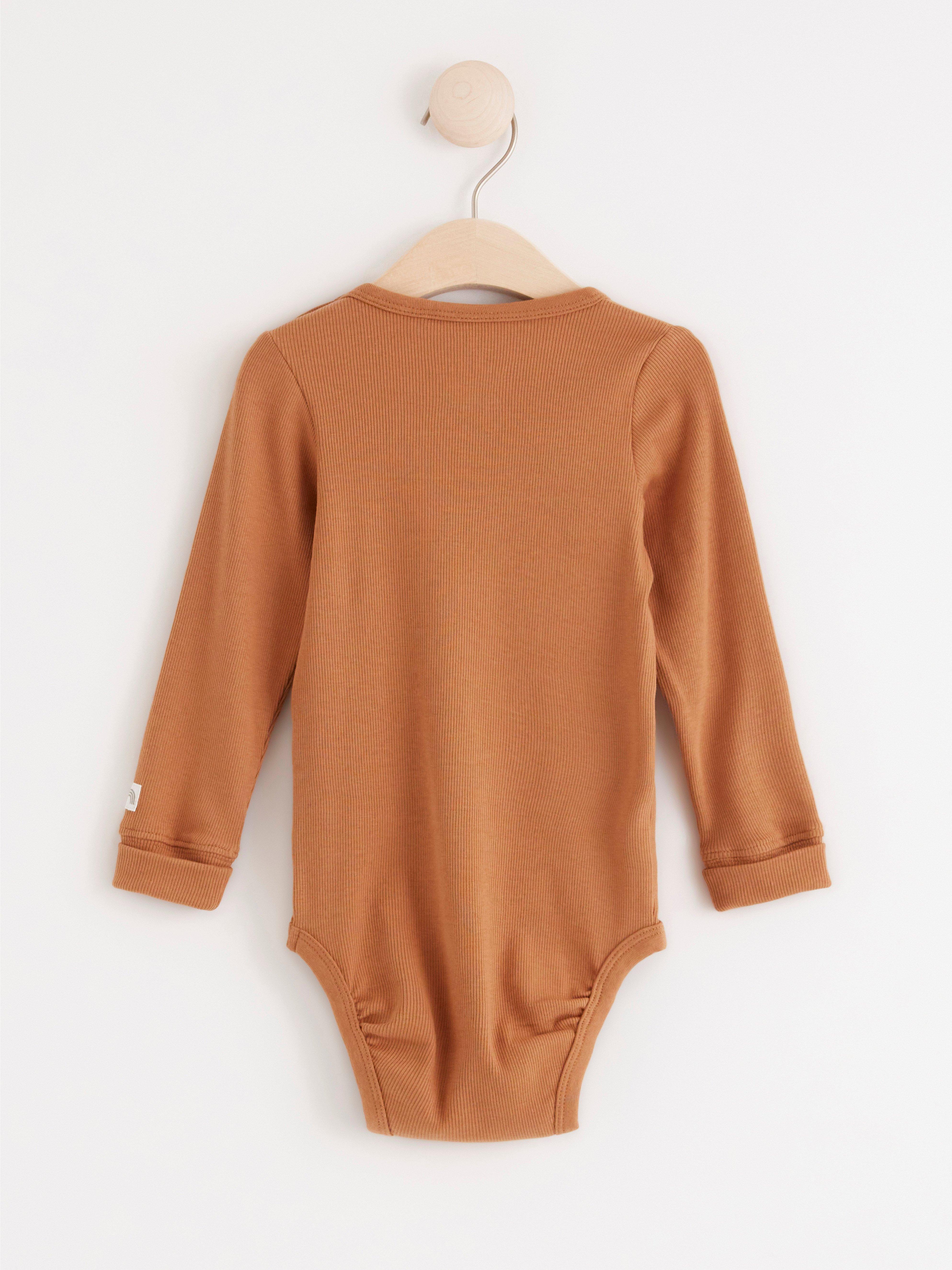 Body - Barn - Brun