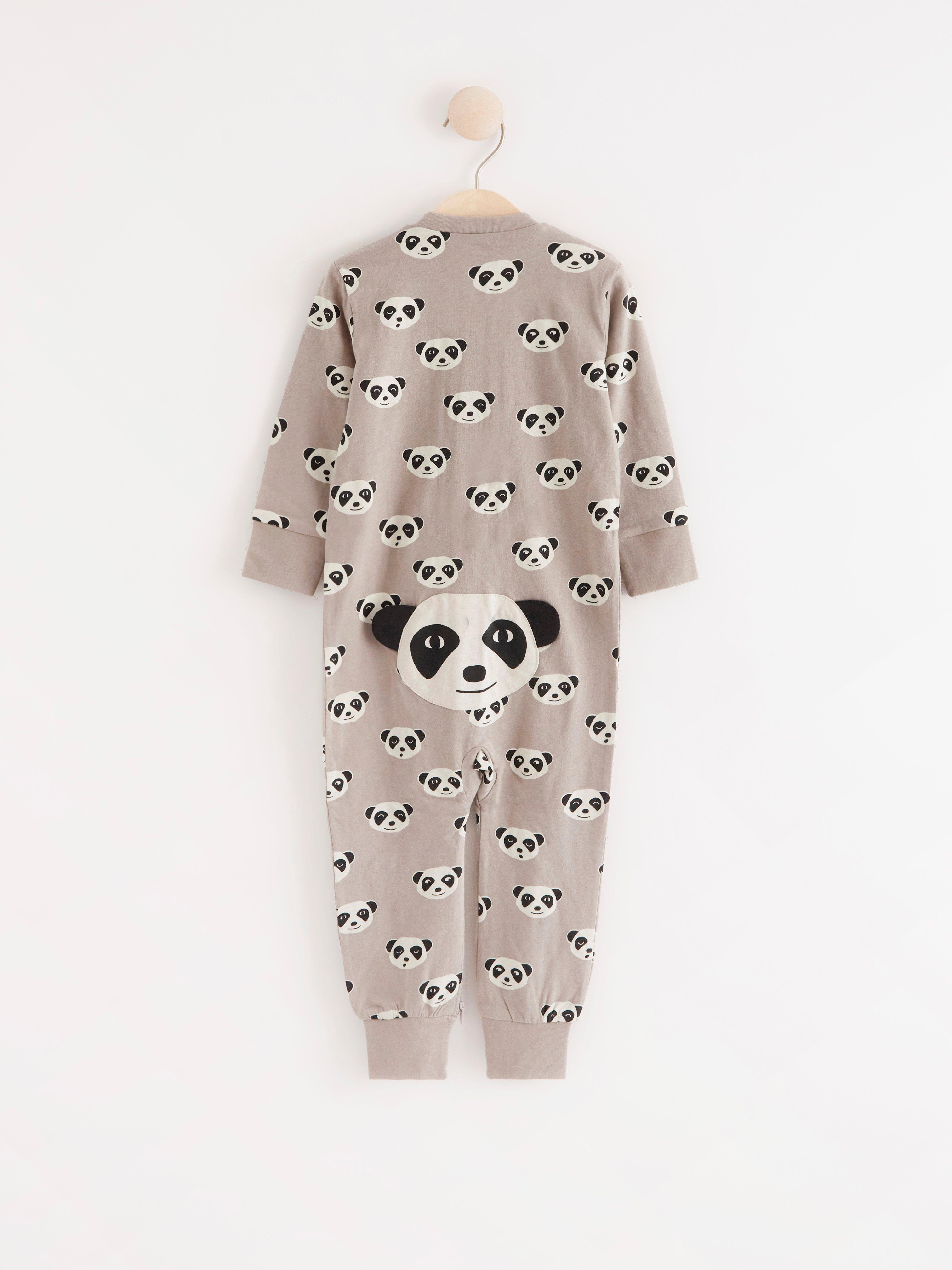 Pyjamas with meerkat faces and back applique