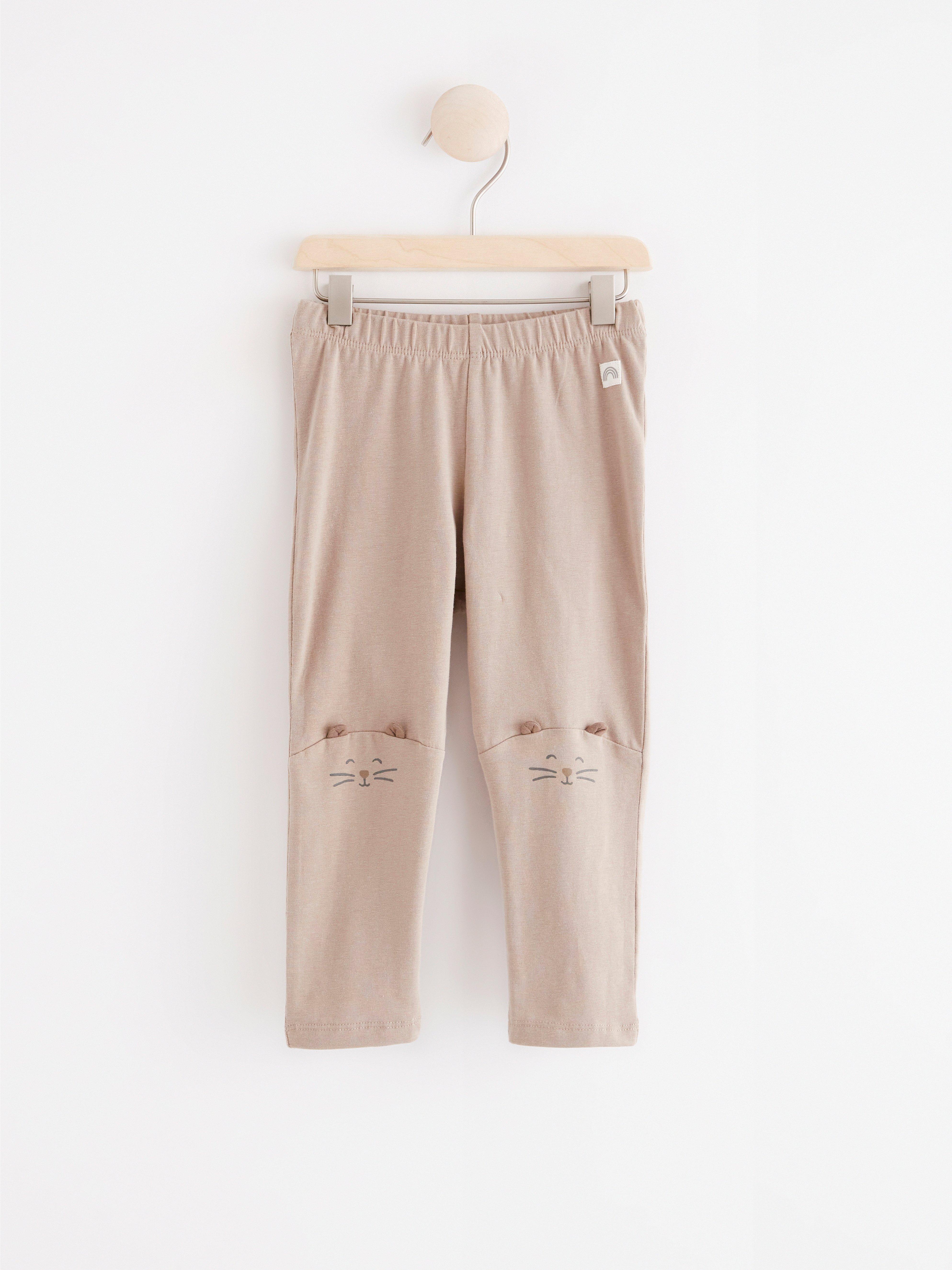 Leggings med knäapplikationer