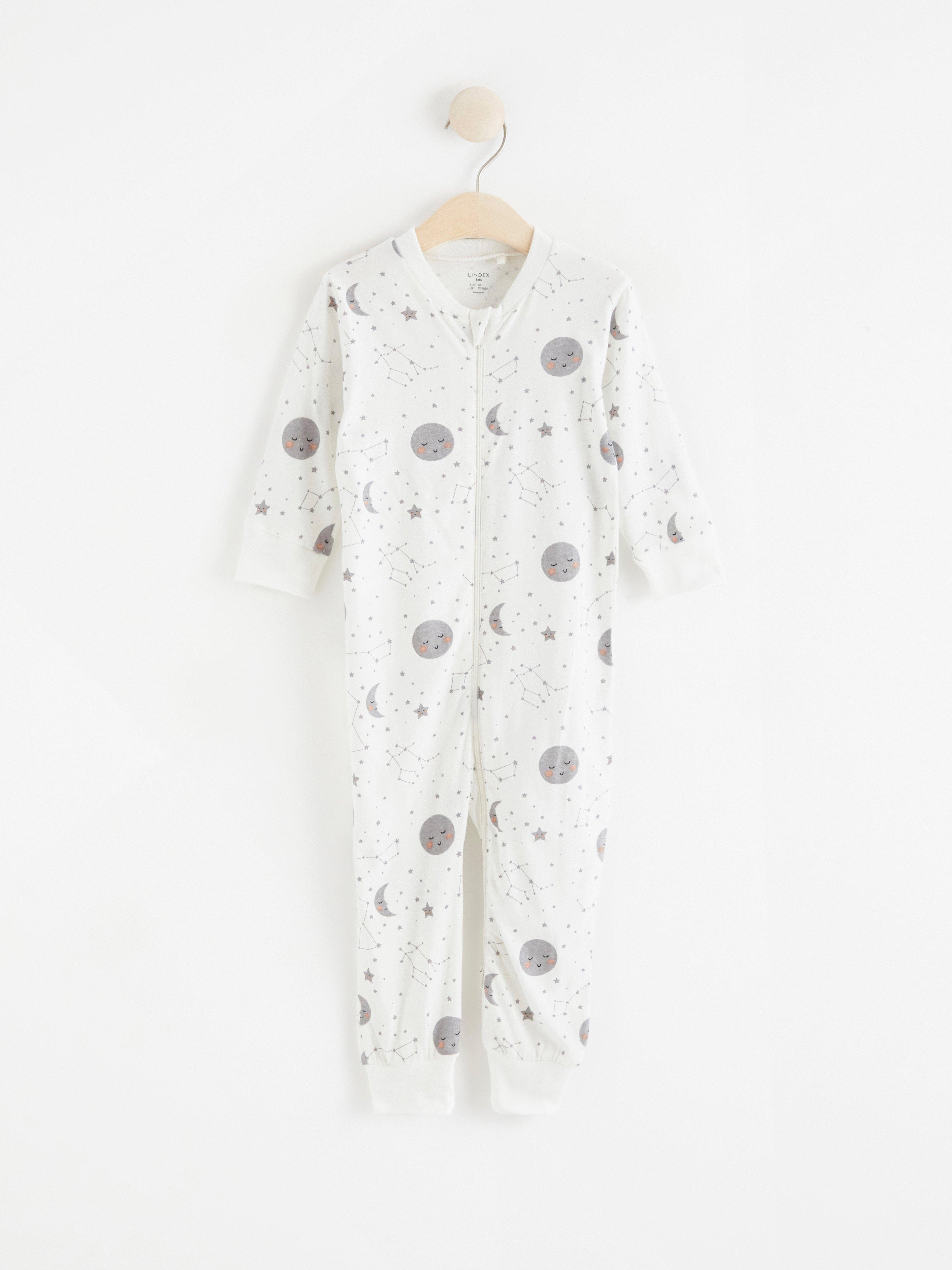 Pyjamas med natthimmel