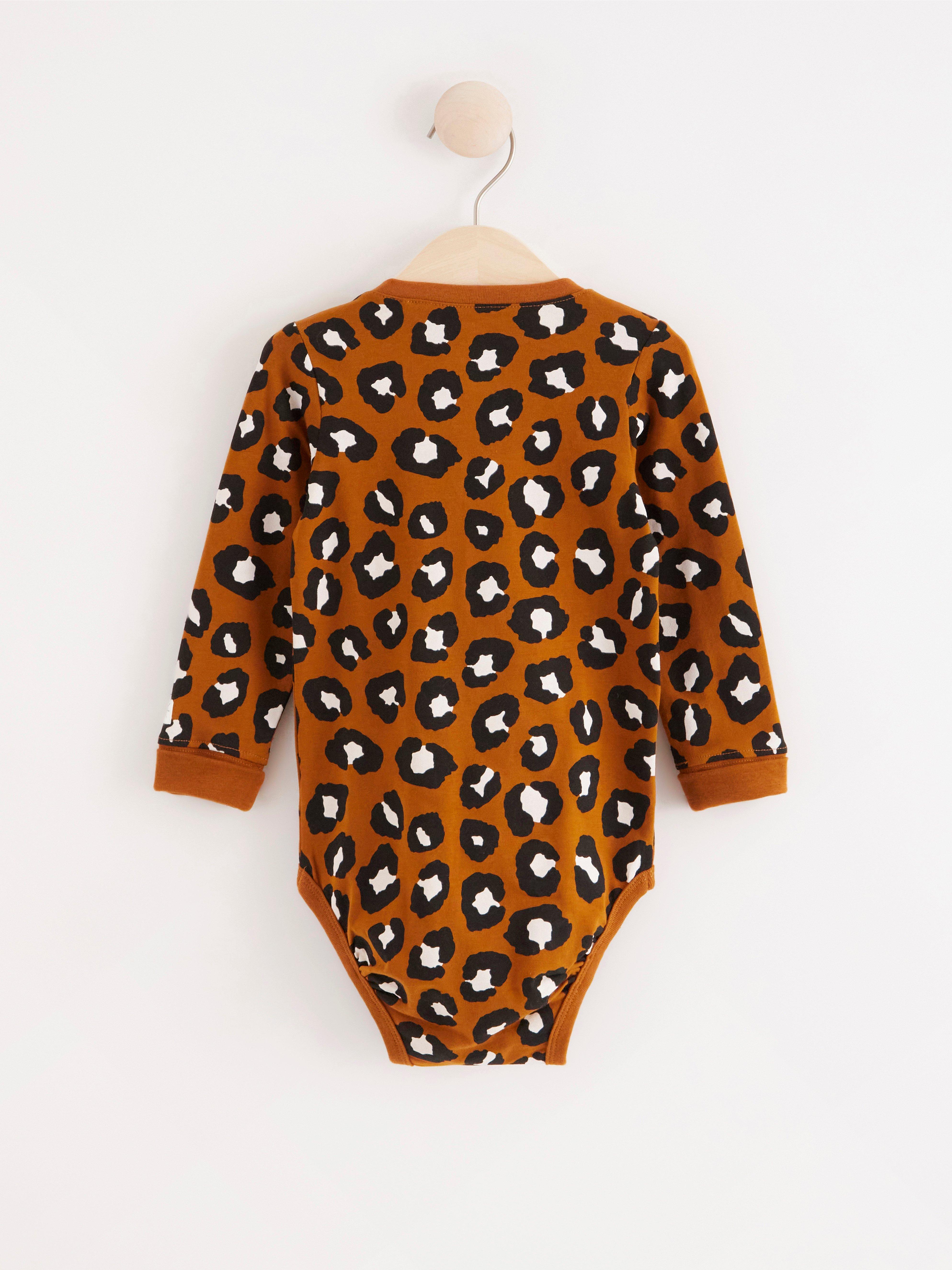 Body - Barn - Brun