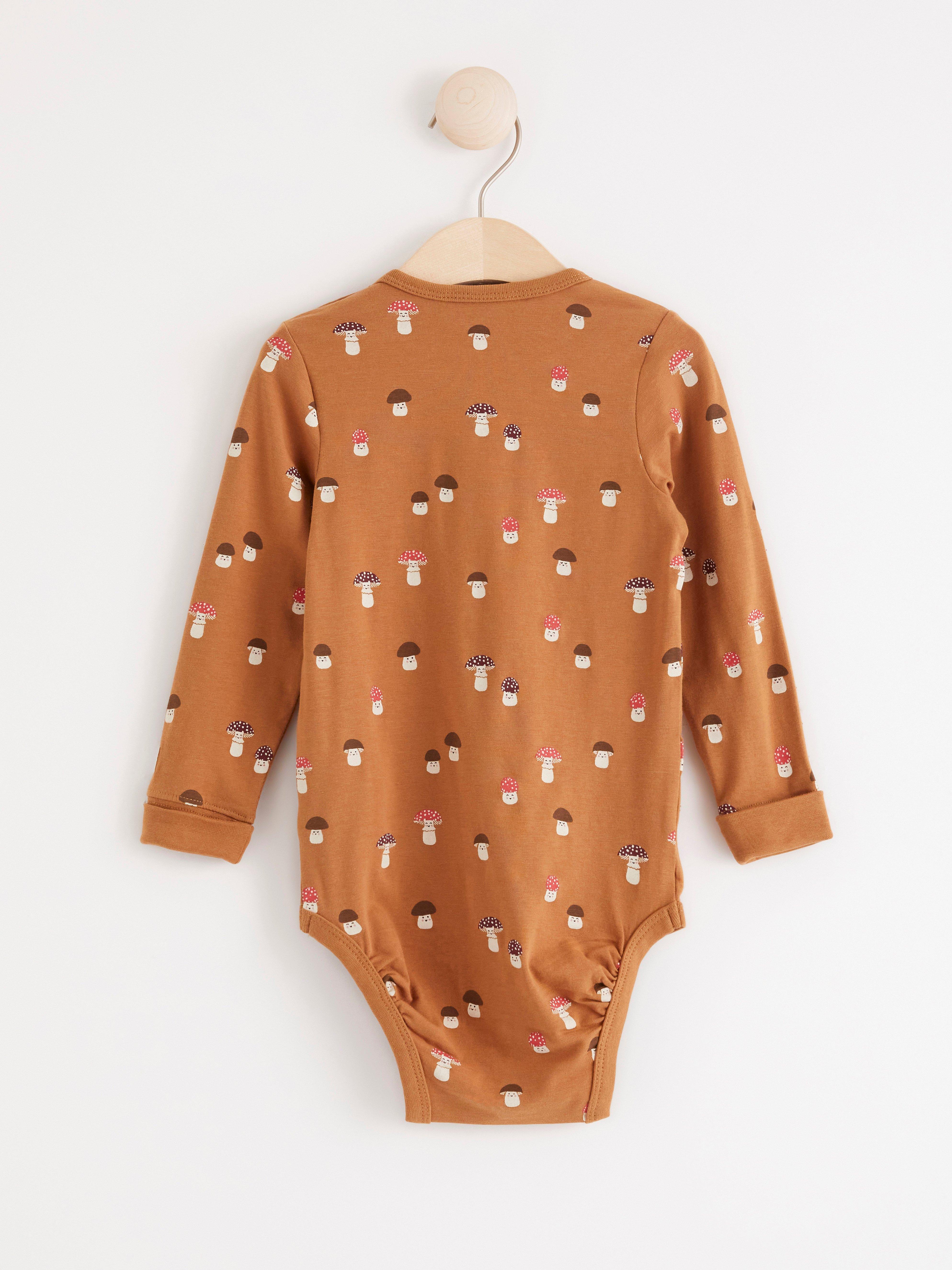 Body - Barn - Brun