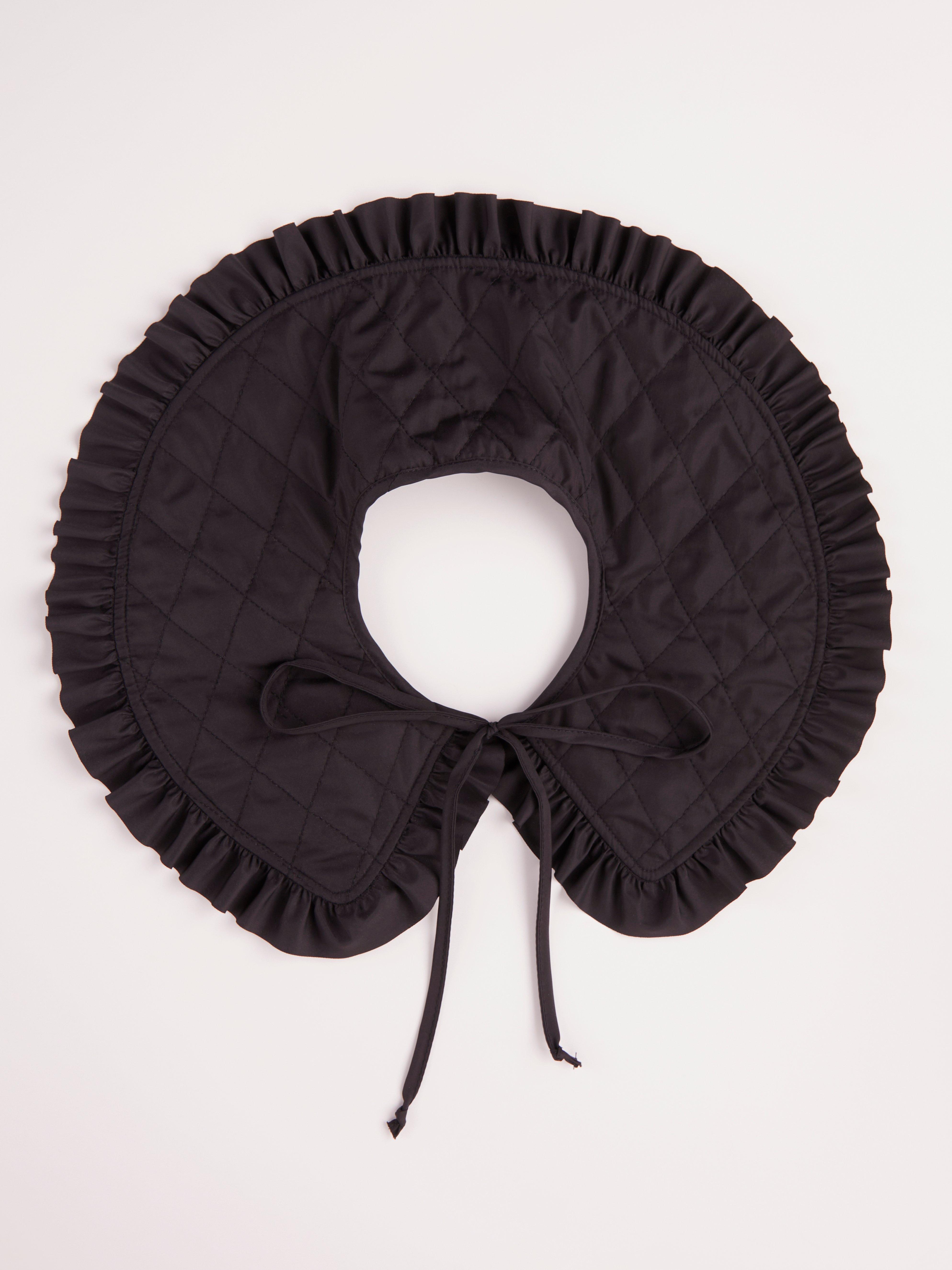 Esiliina - Naiset - Musta