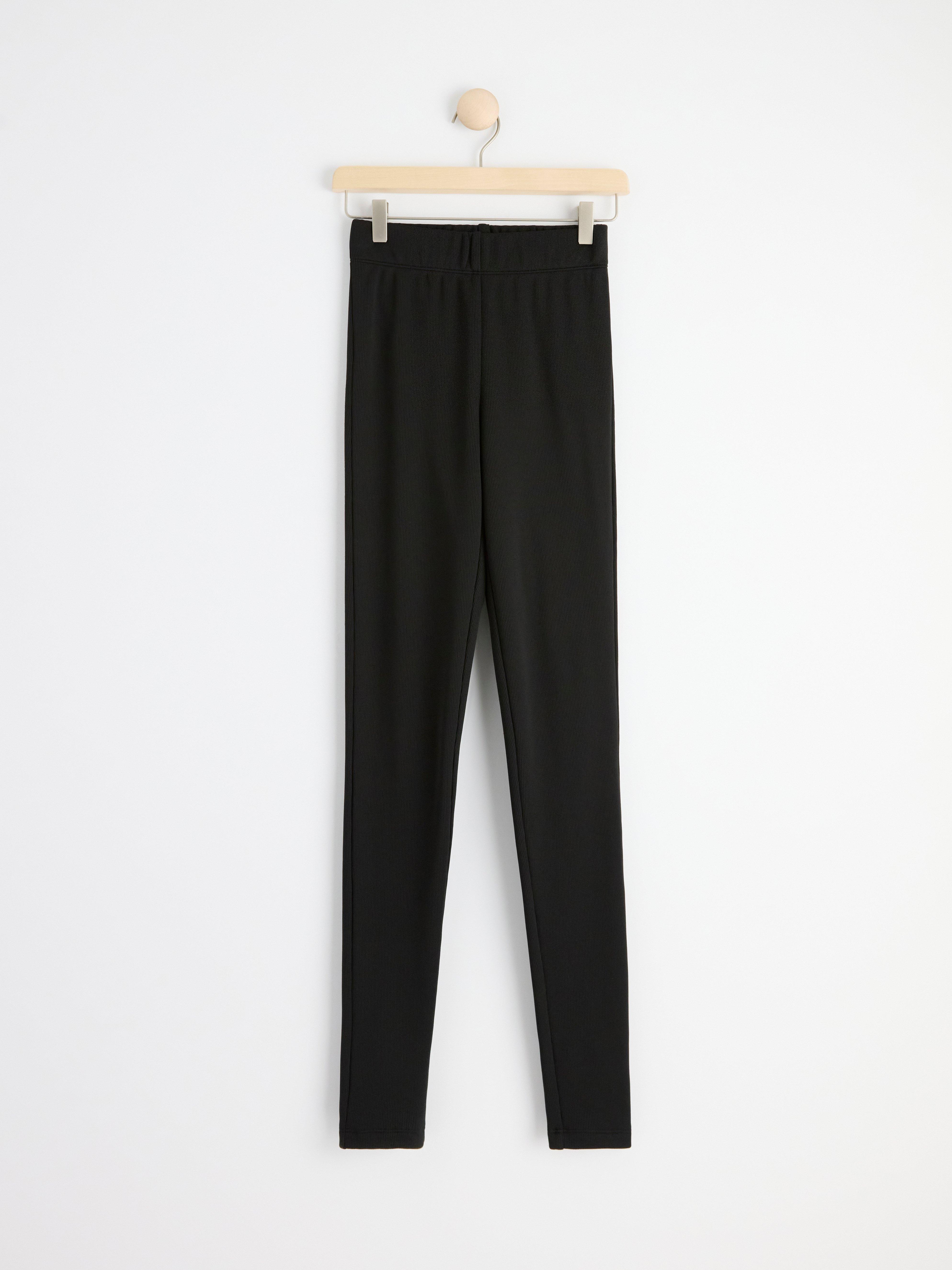 Leggingsit - Naiset - Musta