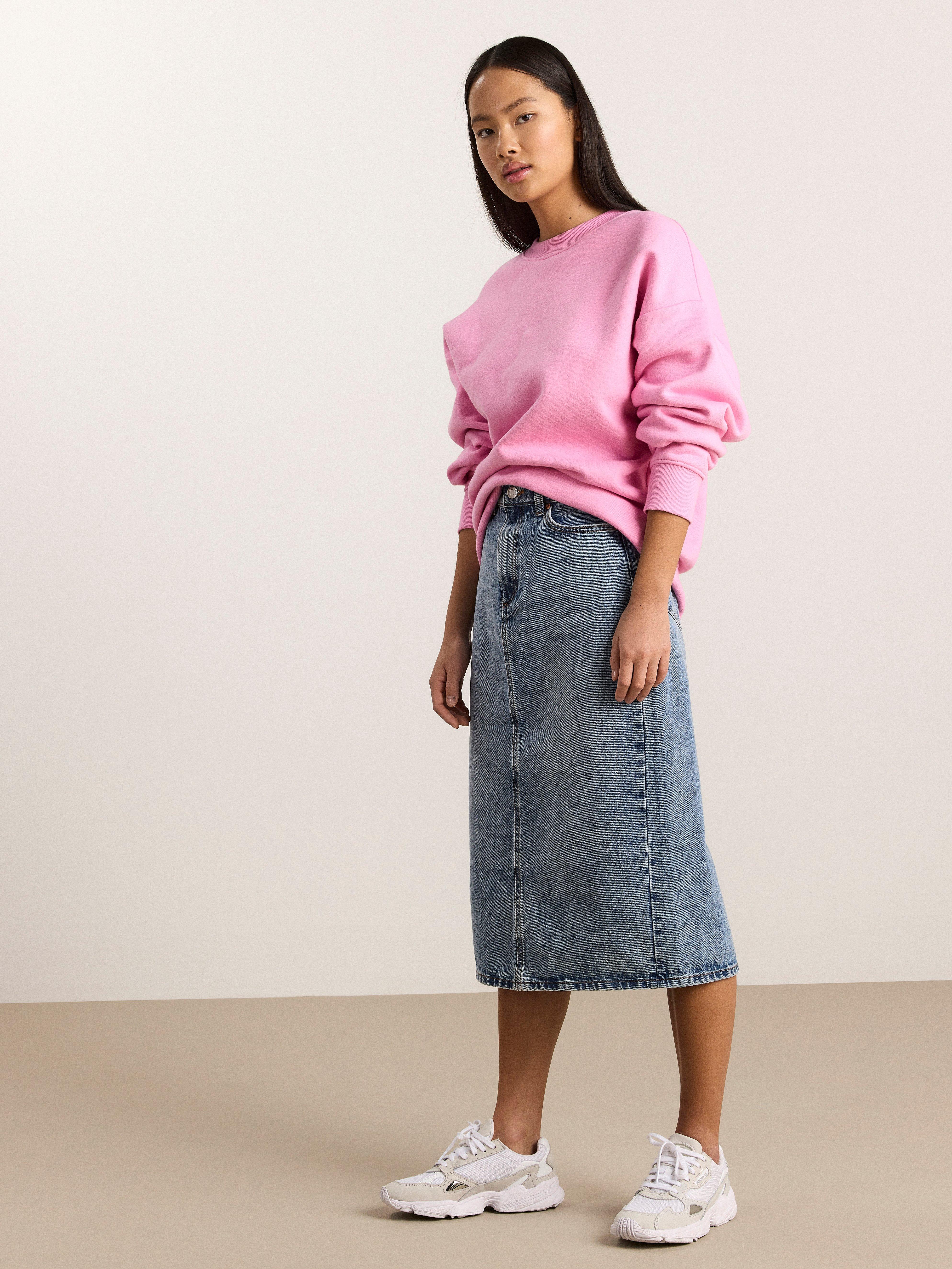 oversized sweatshirt and skirt