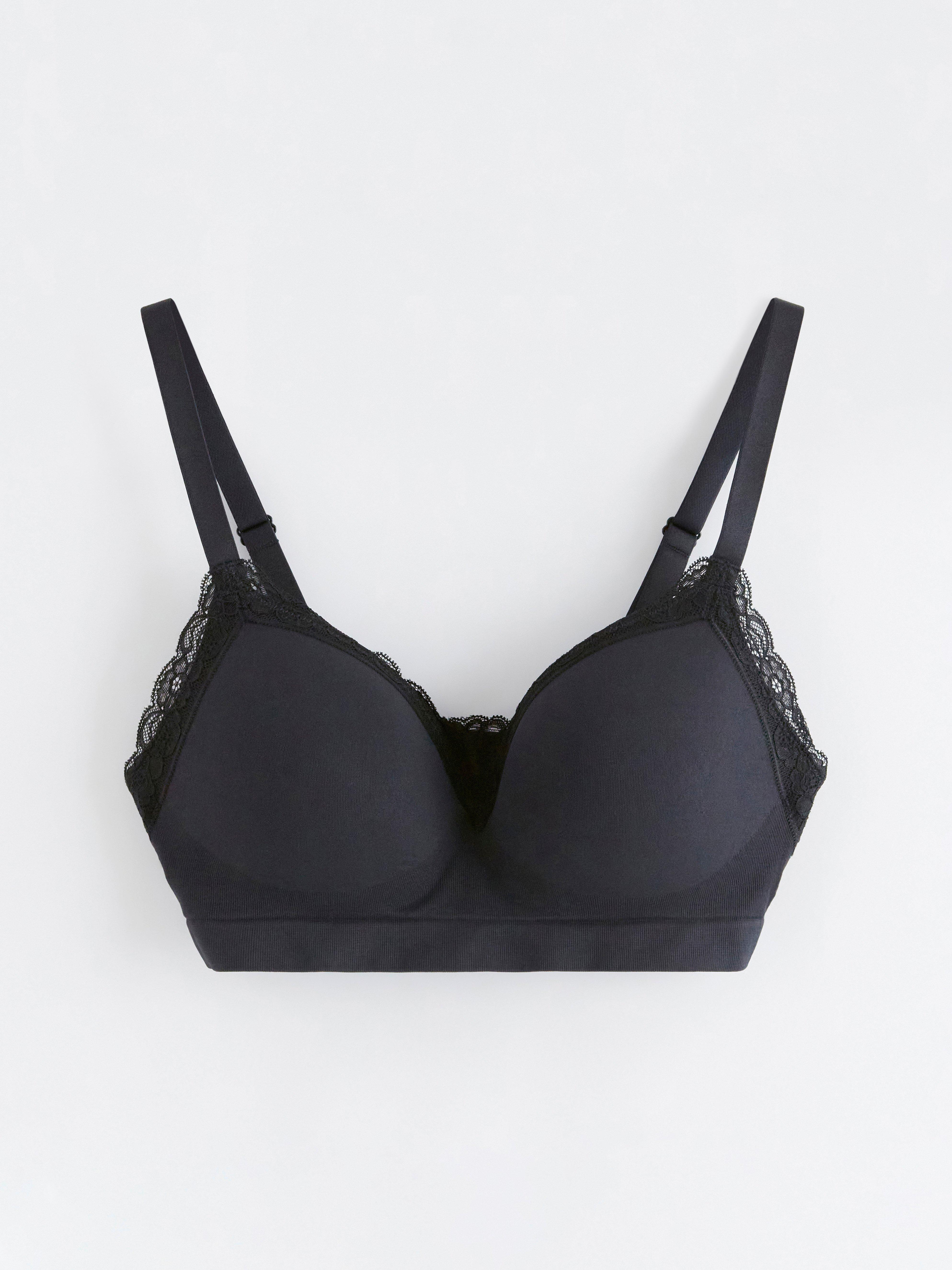 Wirefree prosthesis bra with lace