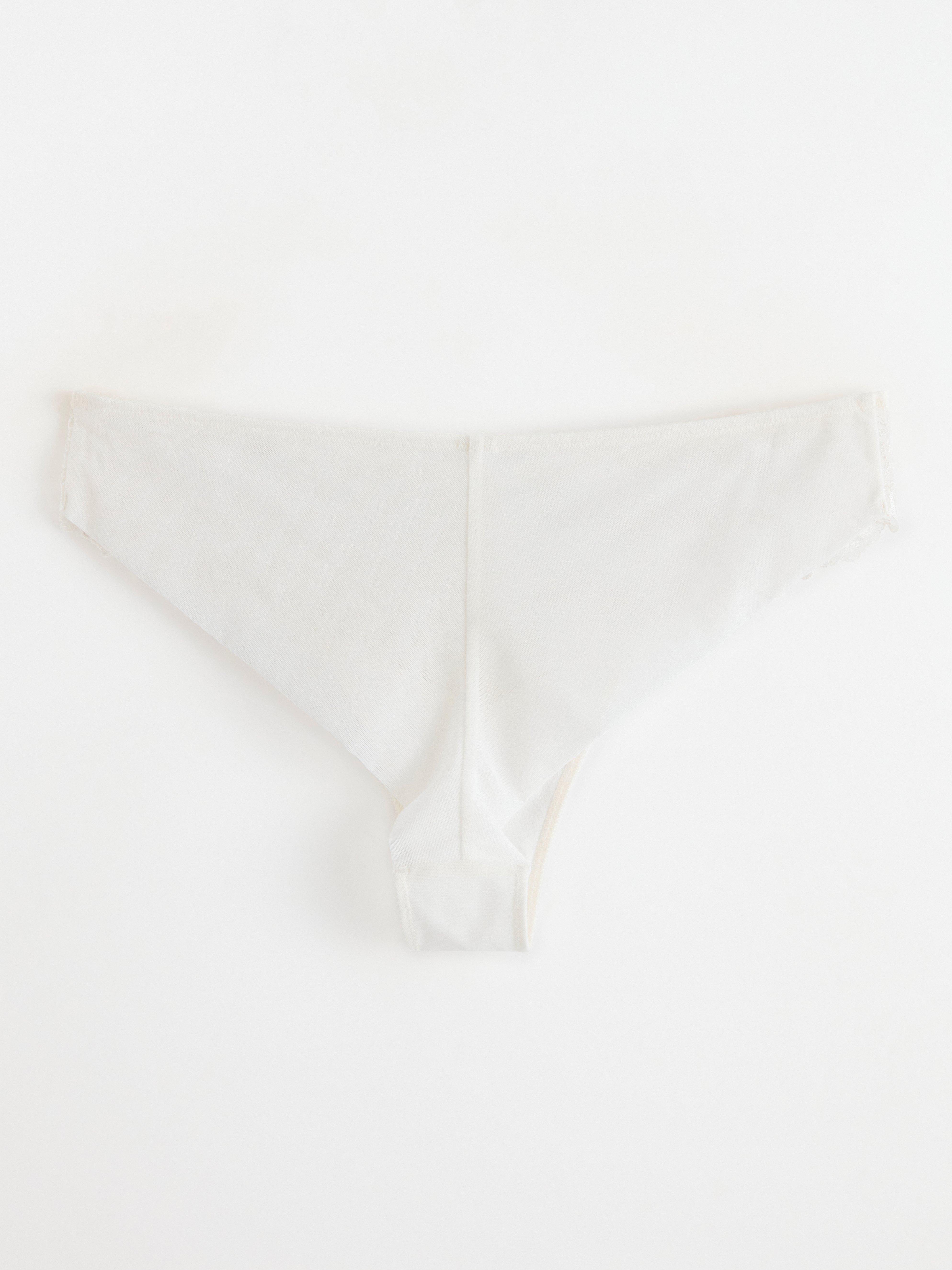 Brazilian Regular - Lingerie - White