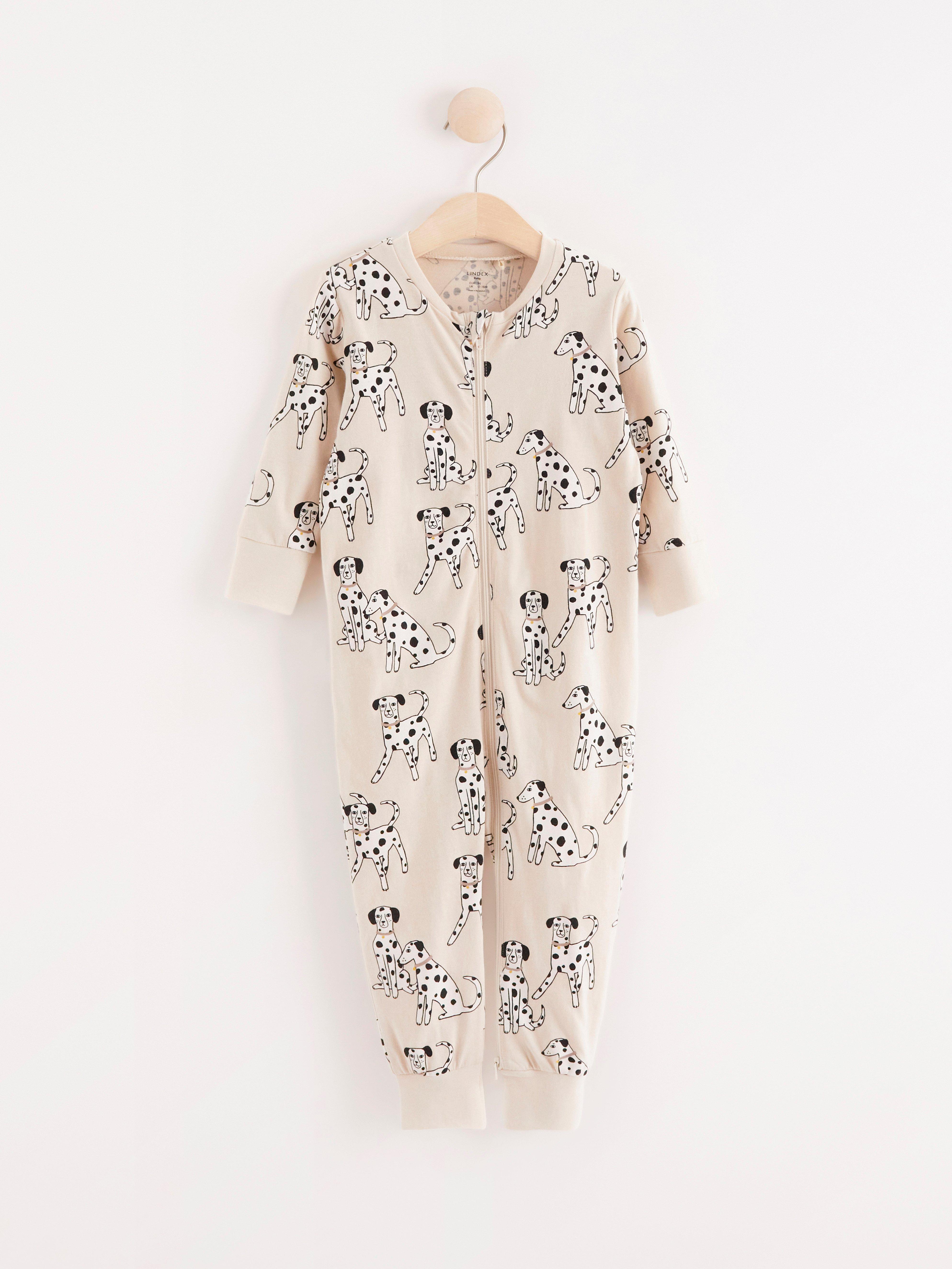 Pyjamas med dalmatiner och applikation baktill