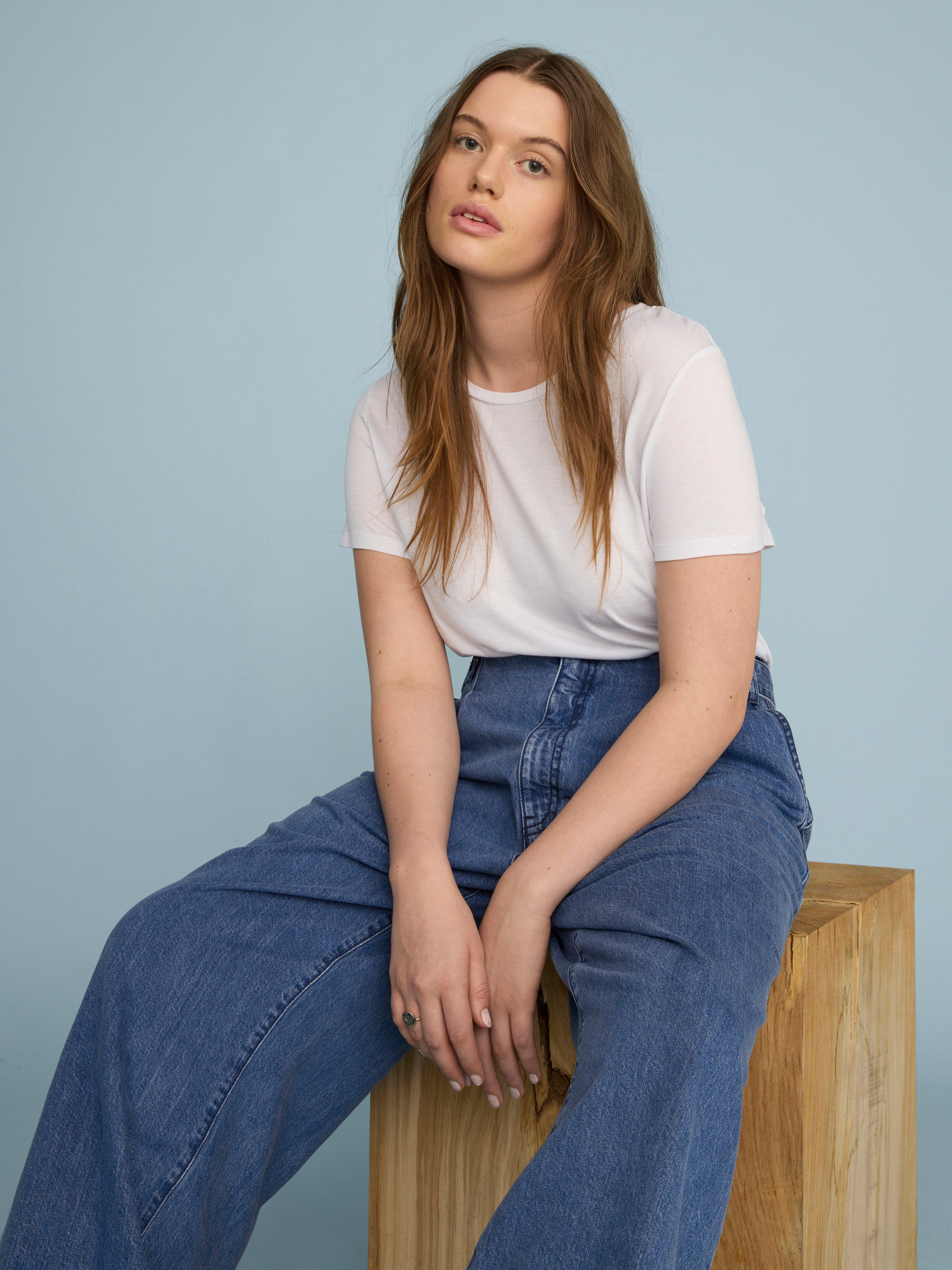 high waistband jeans