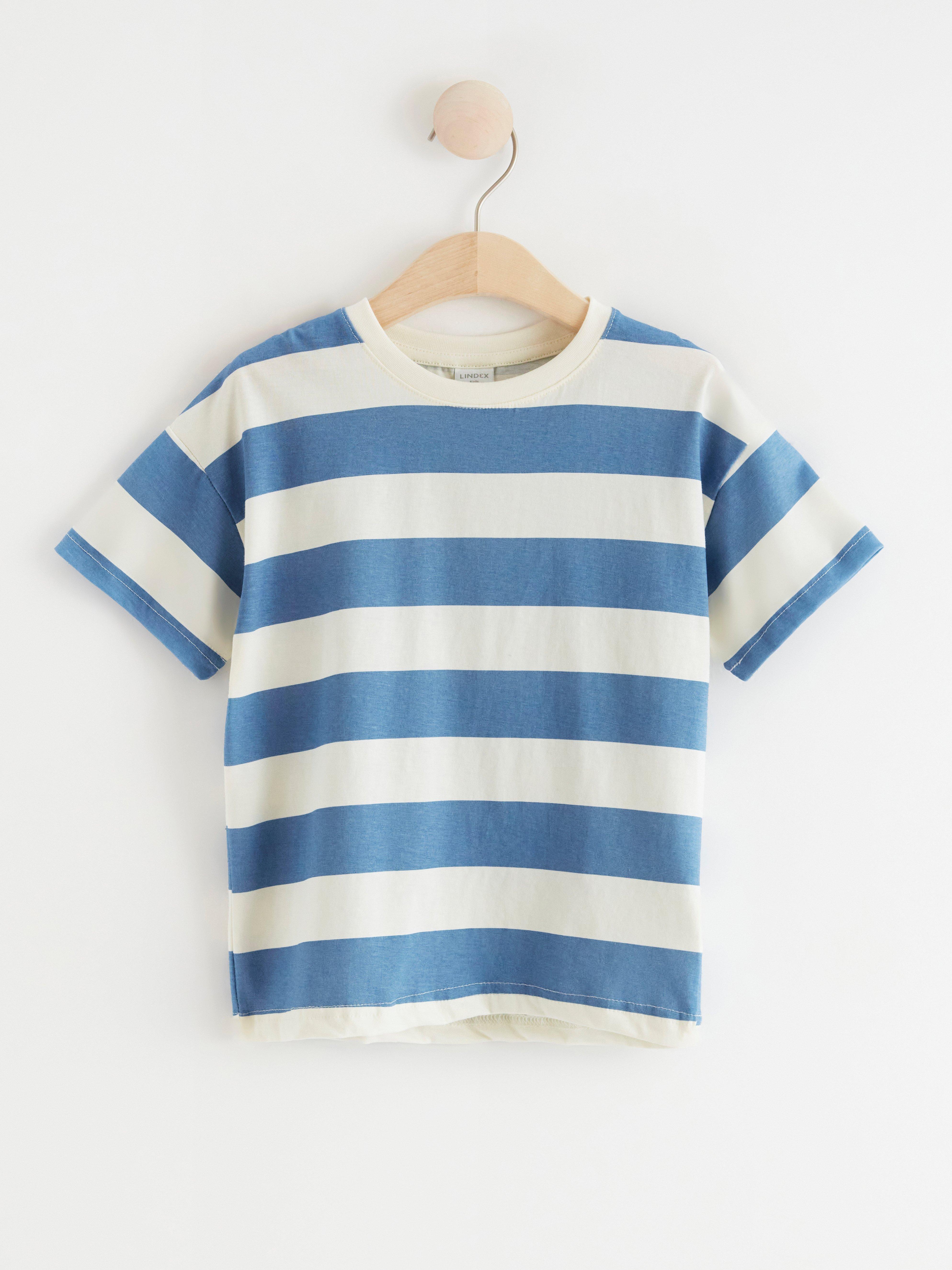 Short sleeve top with stripes