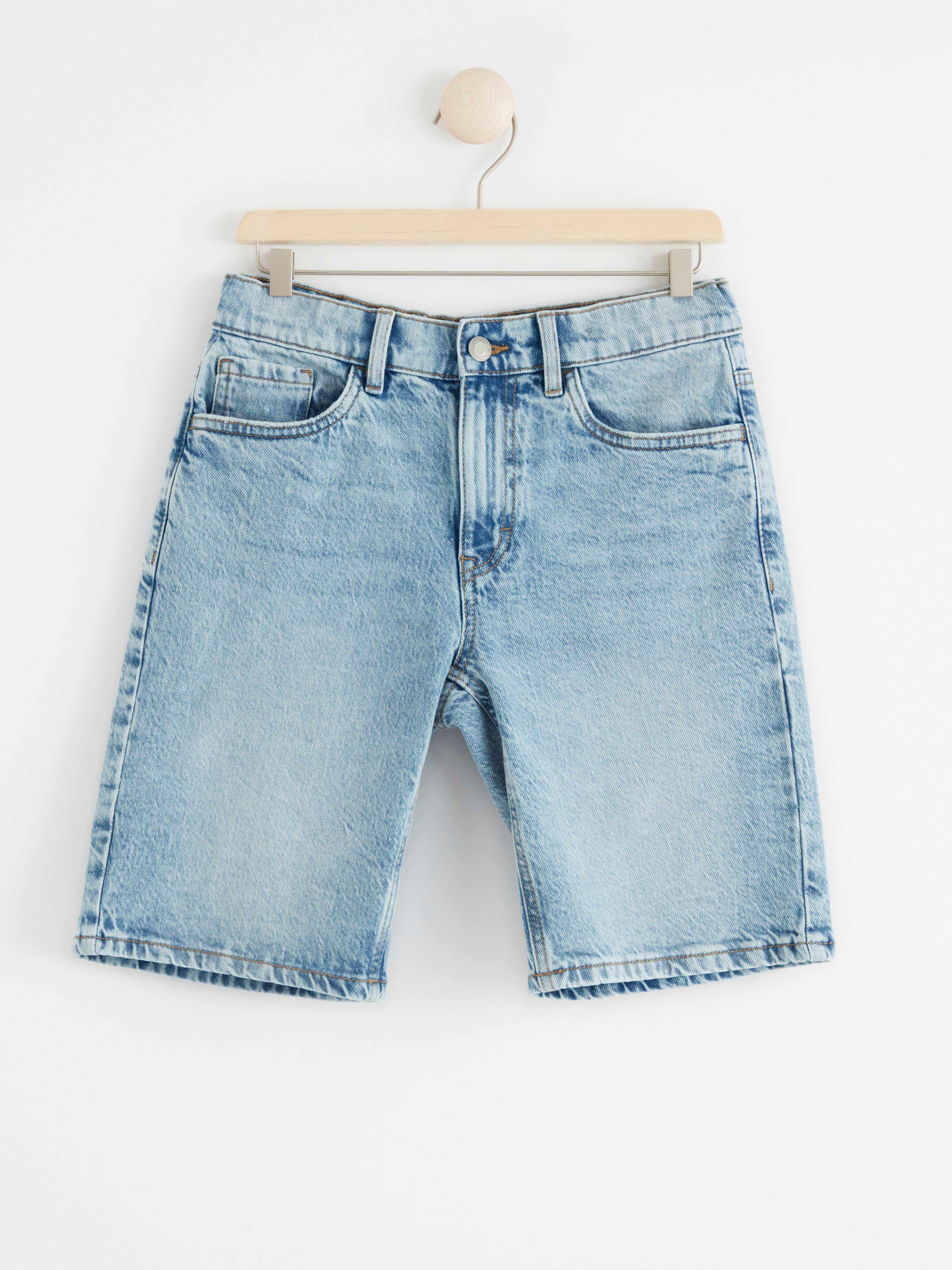 VILGOT Wide regular waist denim shorts