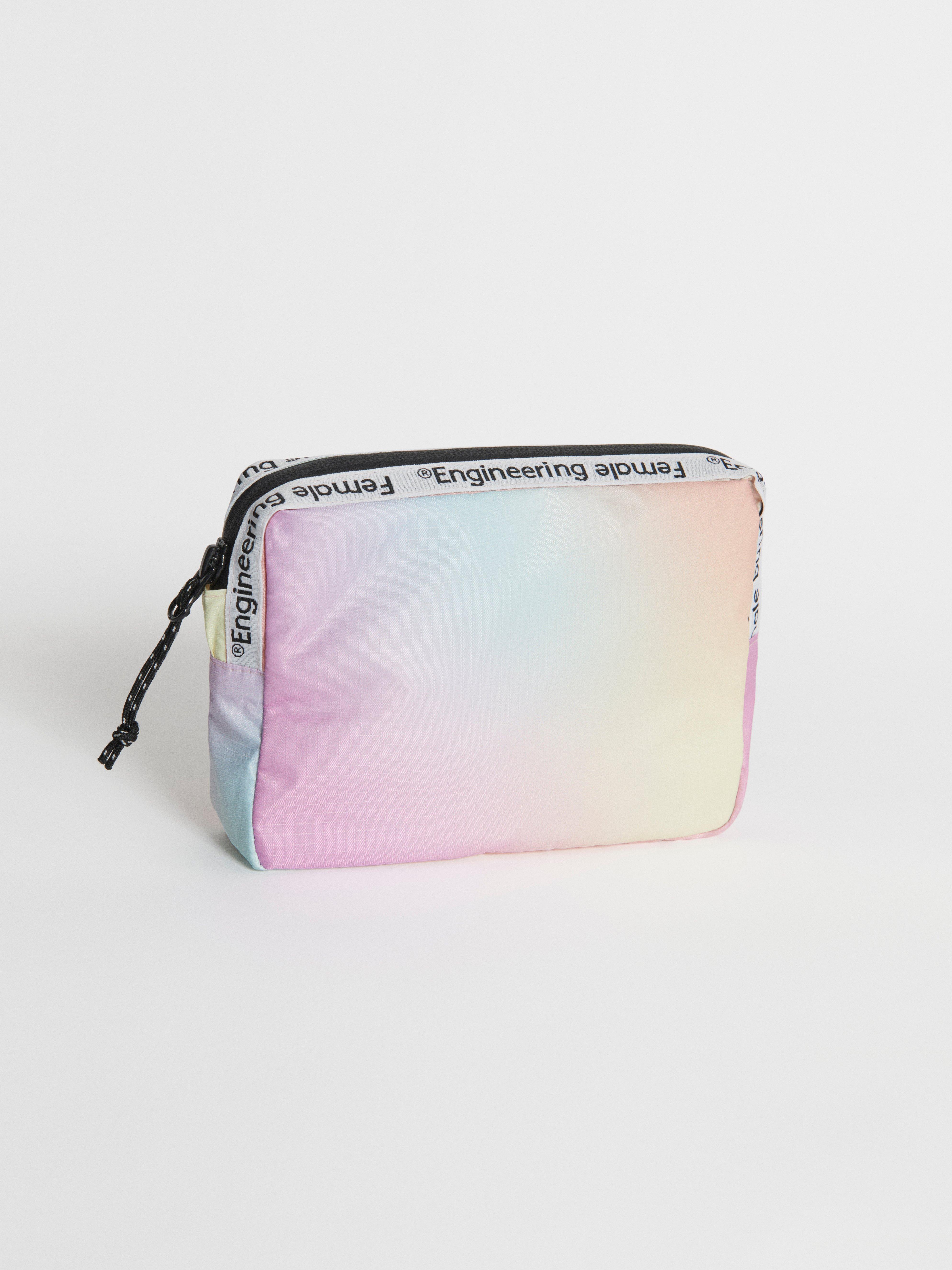 Toilet Bag - Female Engineering - Blank