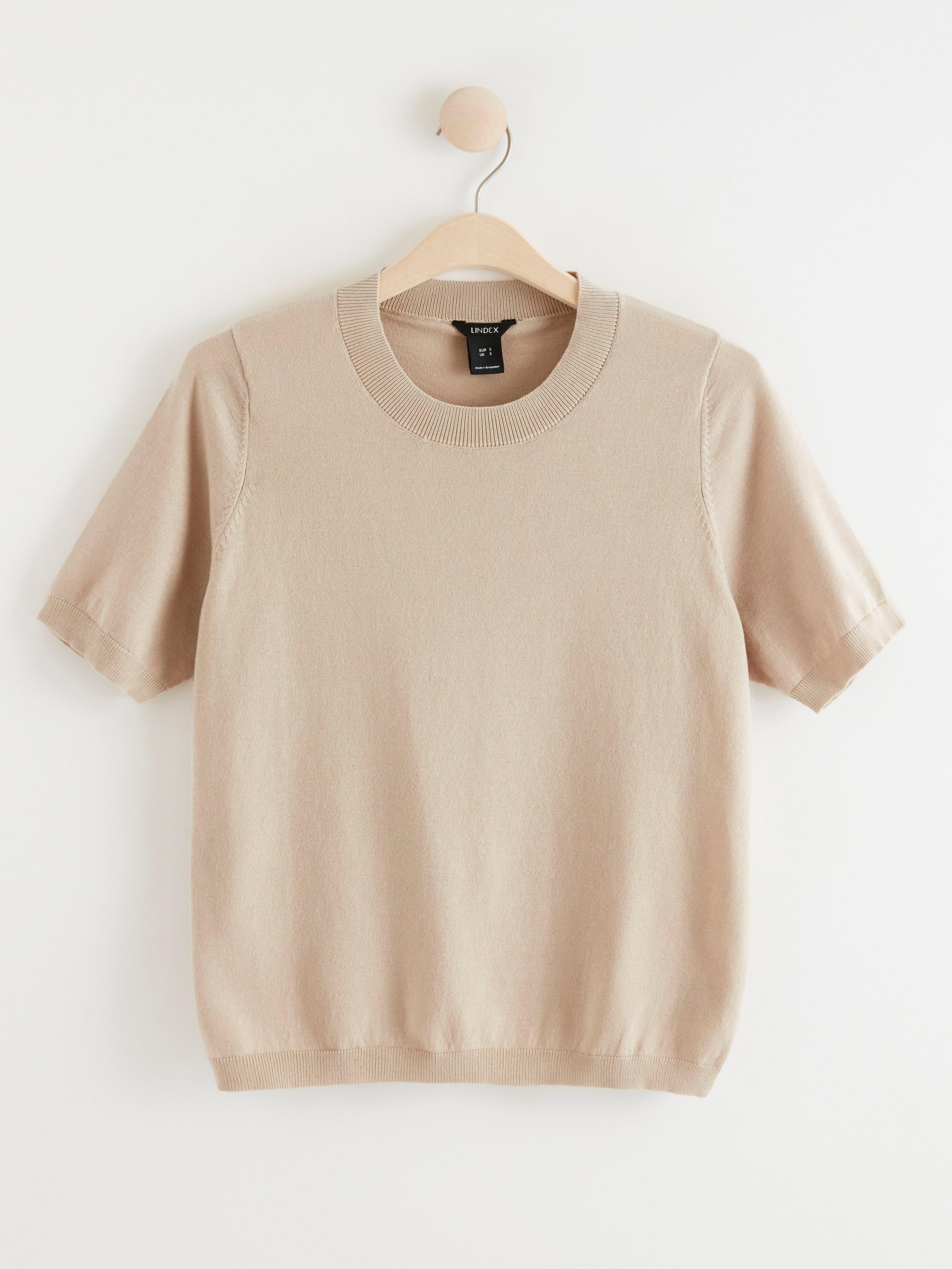 Fine knit short sleeve jumper