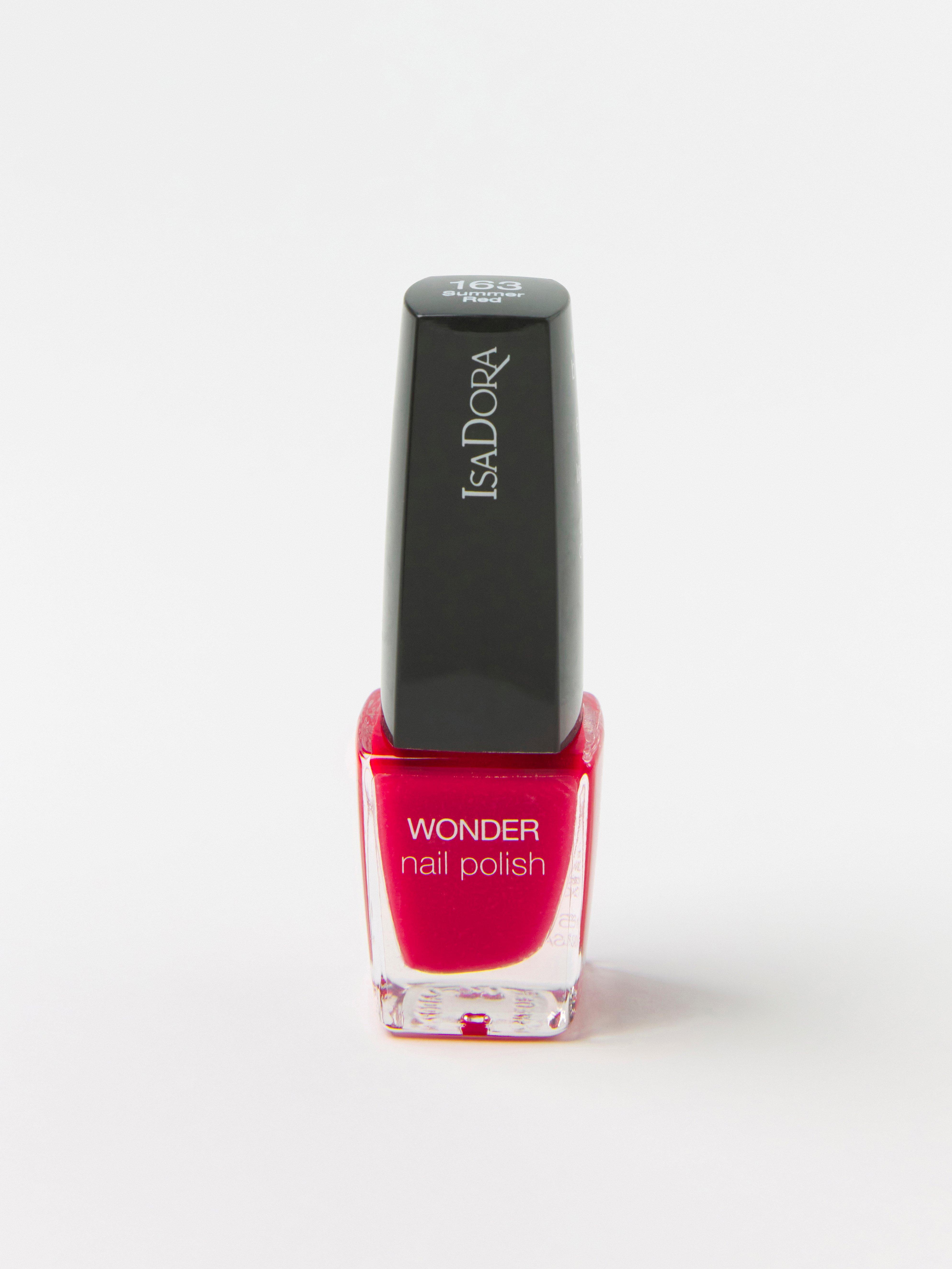 Nagellack - Kosmetik - Röd