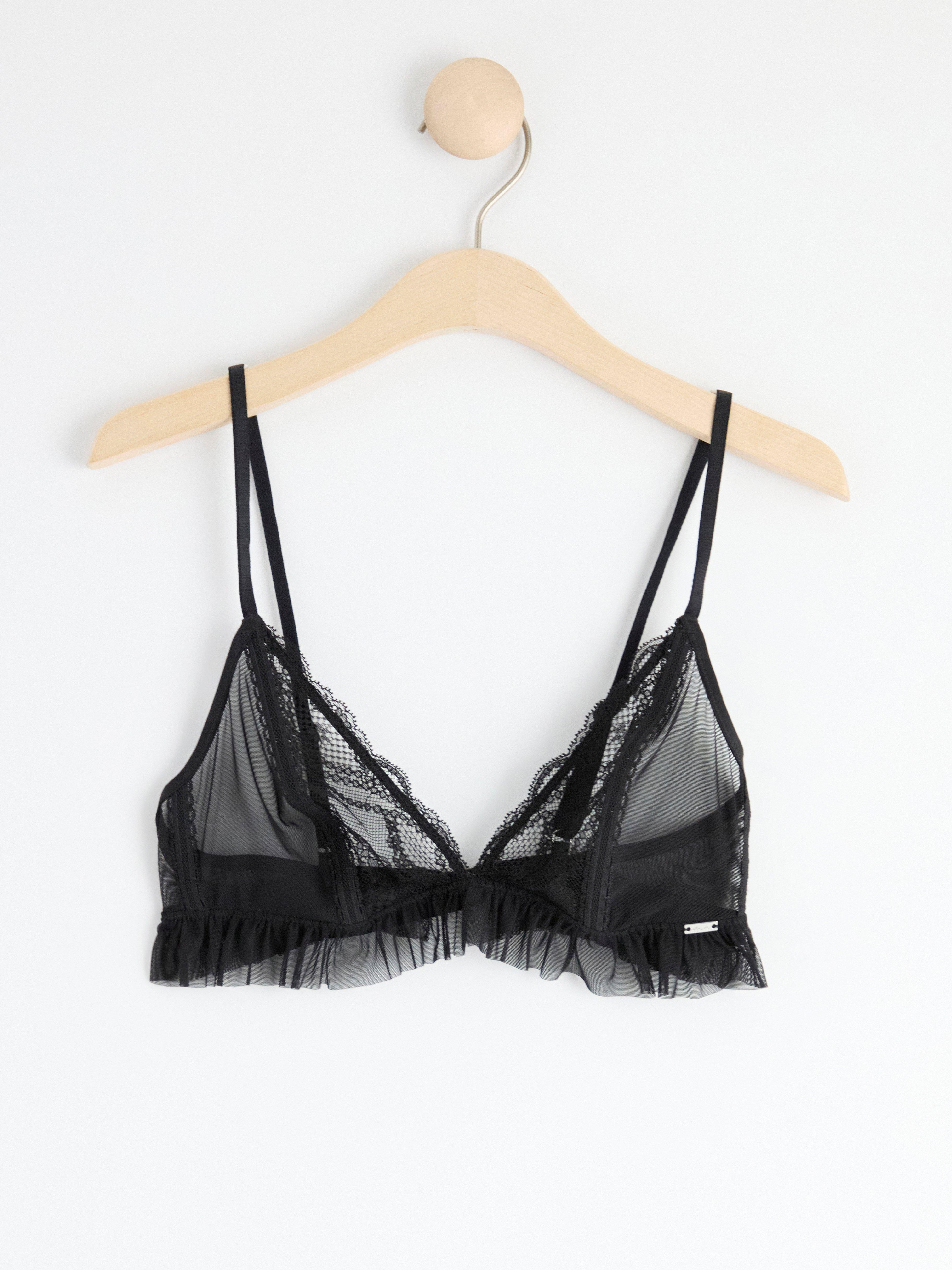 Unpadded bralette with lace