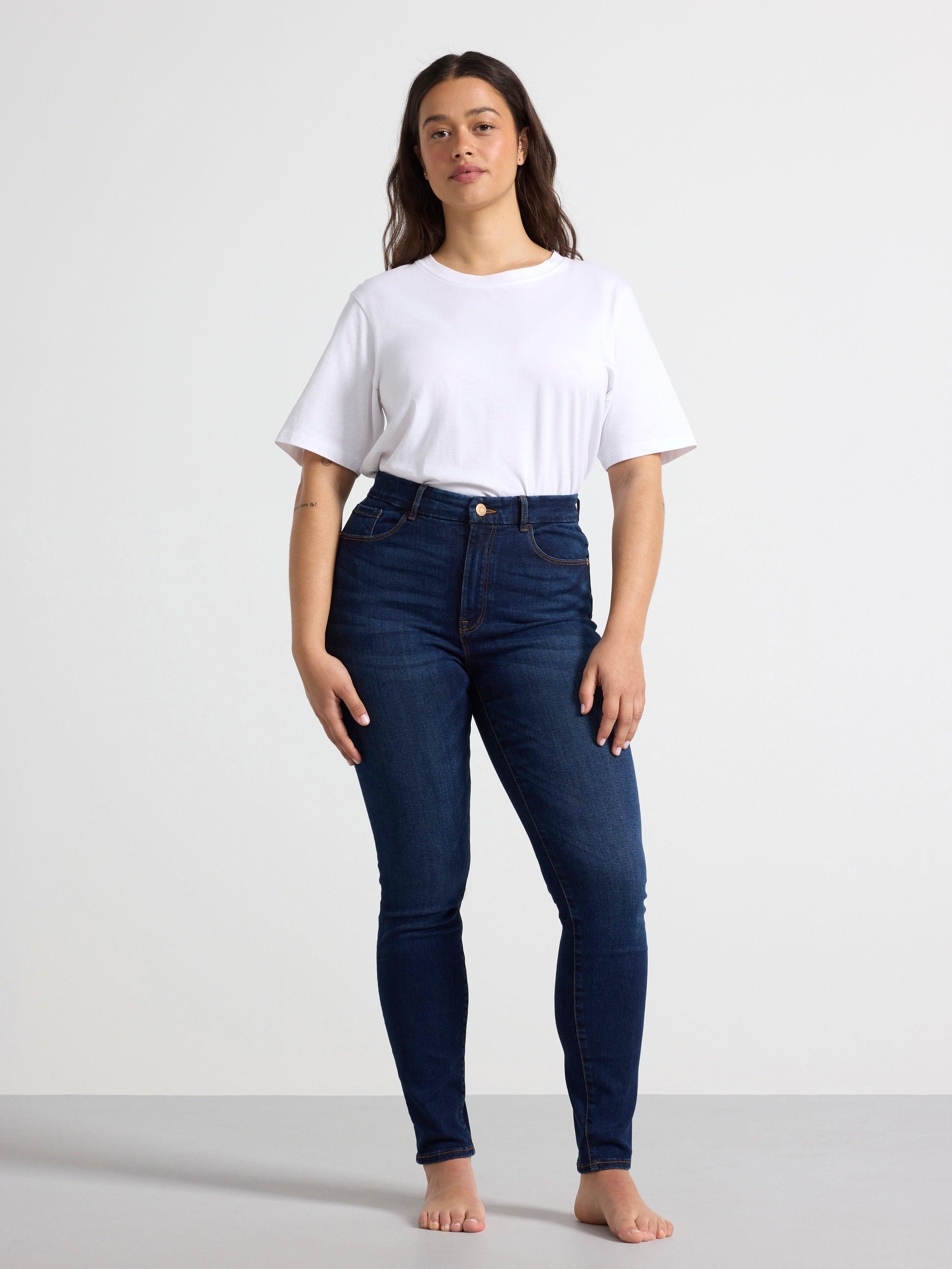 CLARA Curve superstretchiga jeans med hög midja