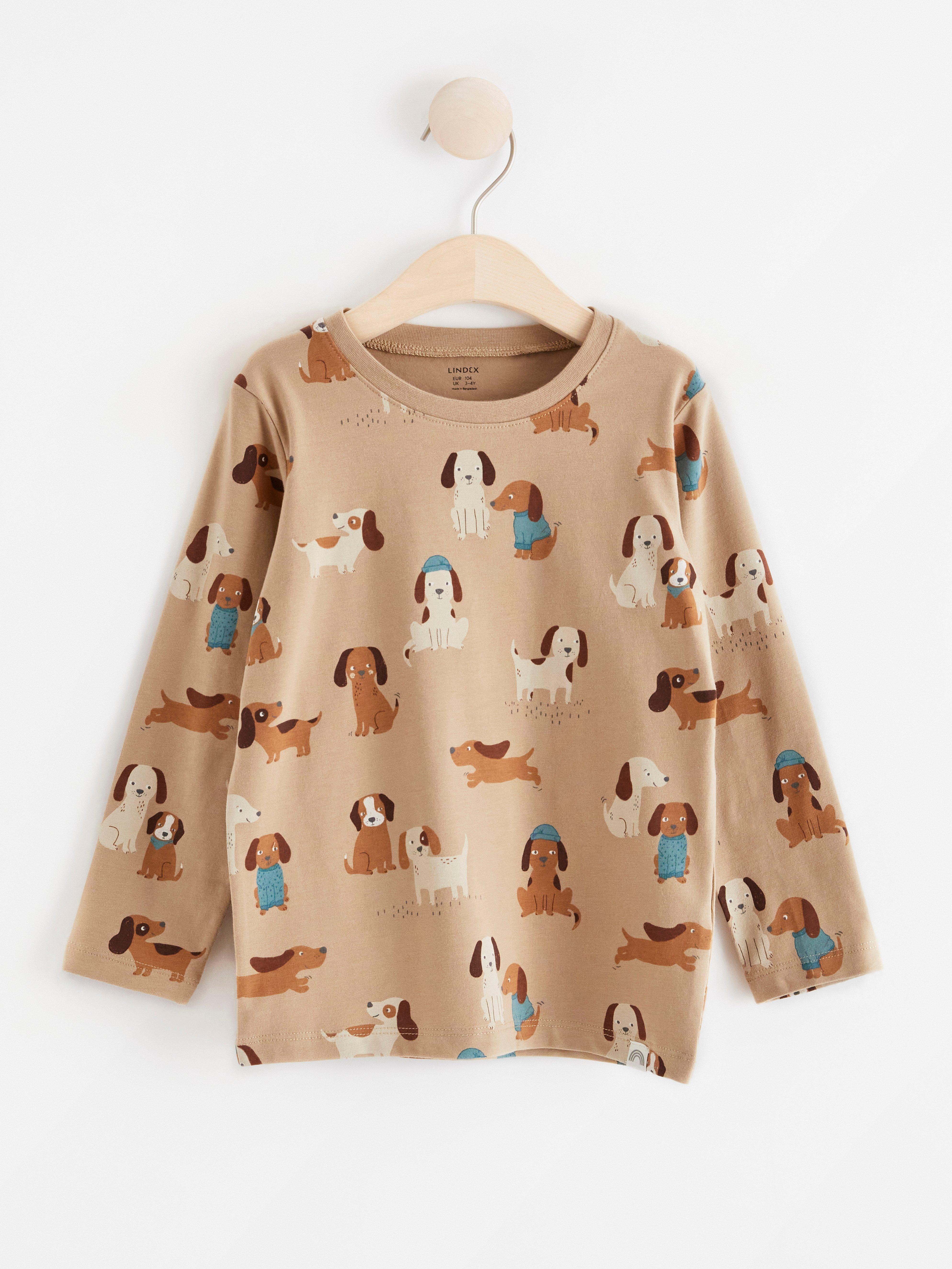 Långärmad topp med hundar