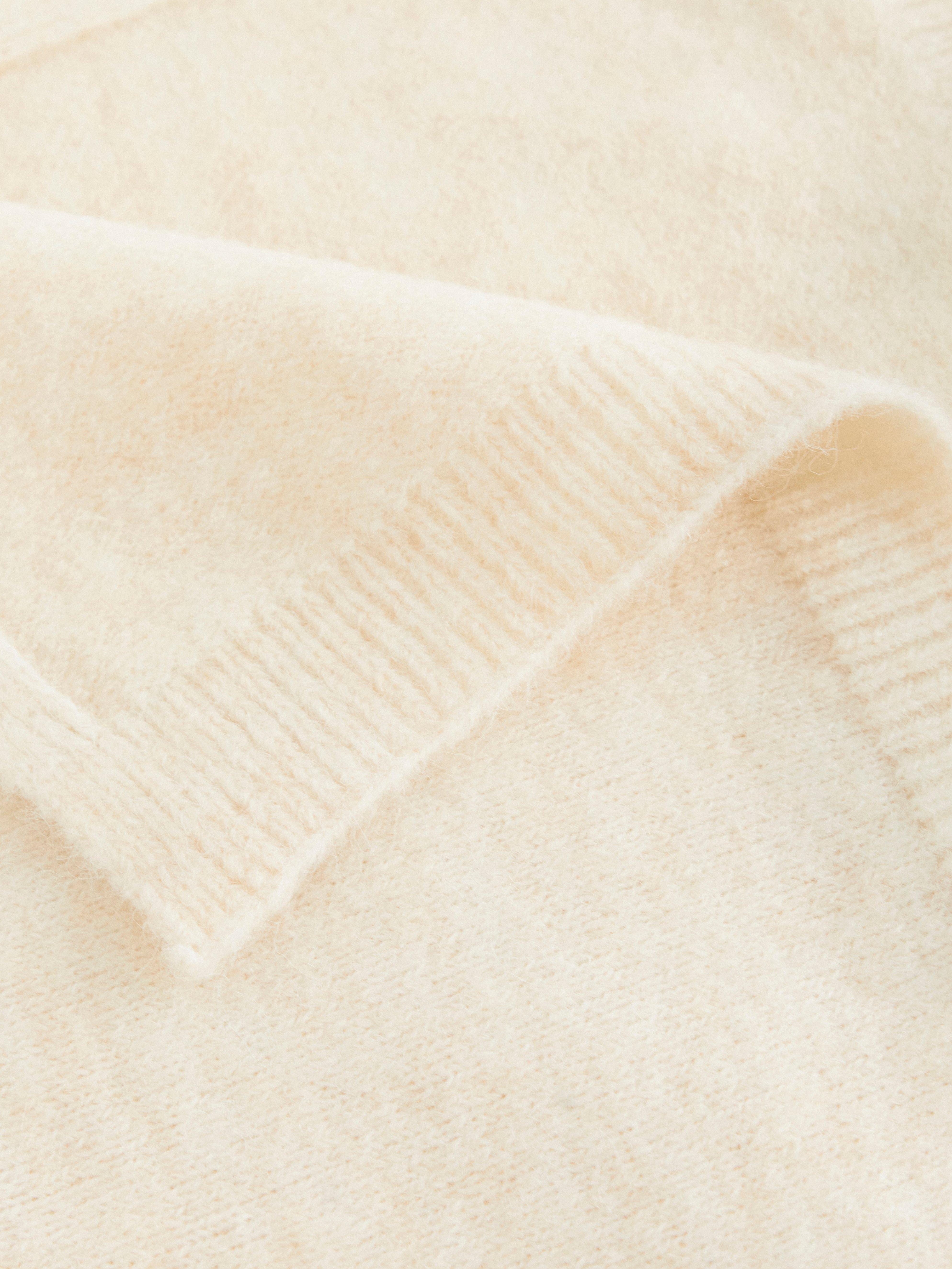 Scarf  - Womens Wear - White