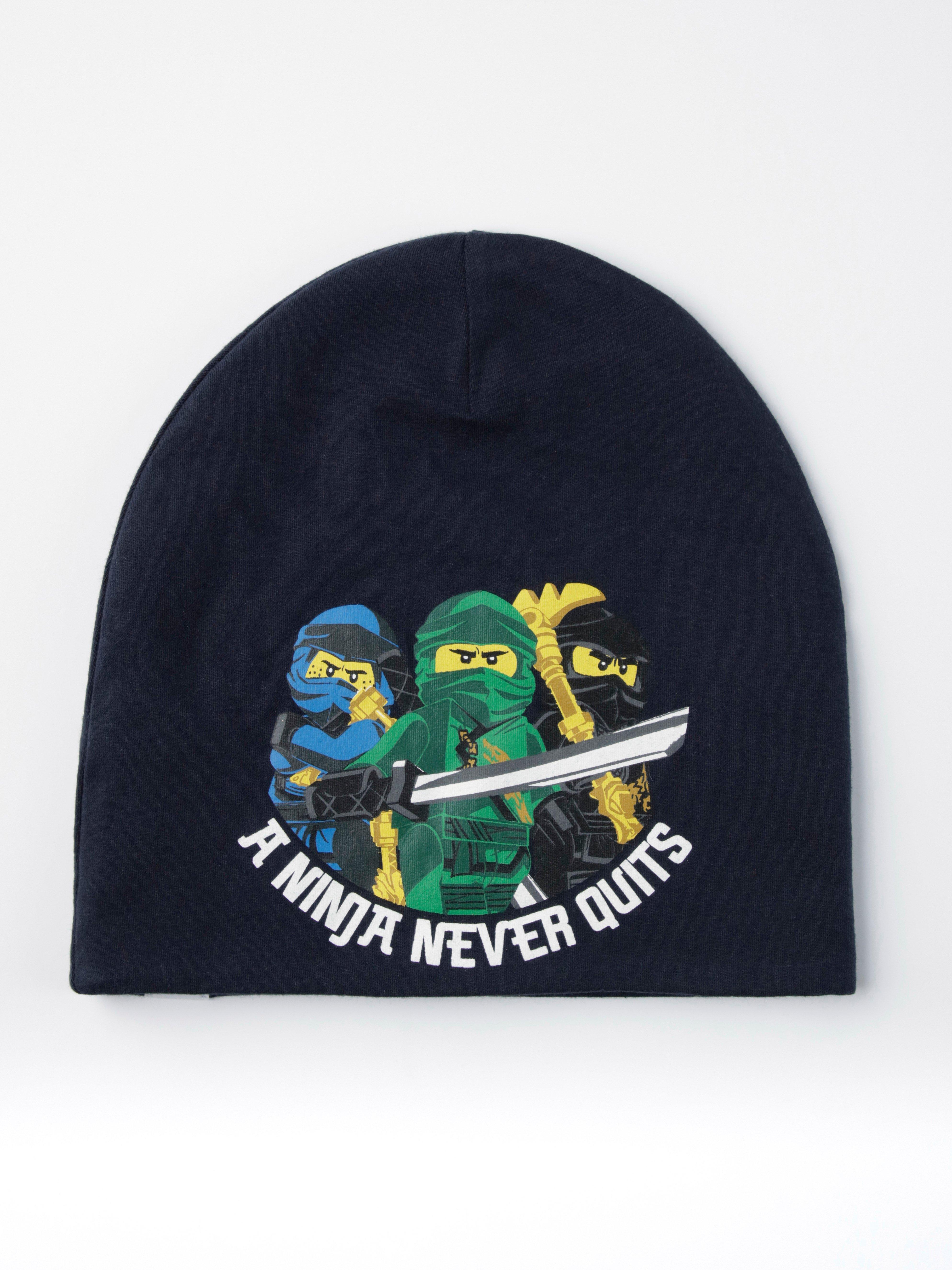 Jersey beanie with fleece lining and Ninjago print