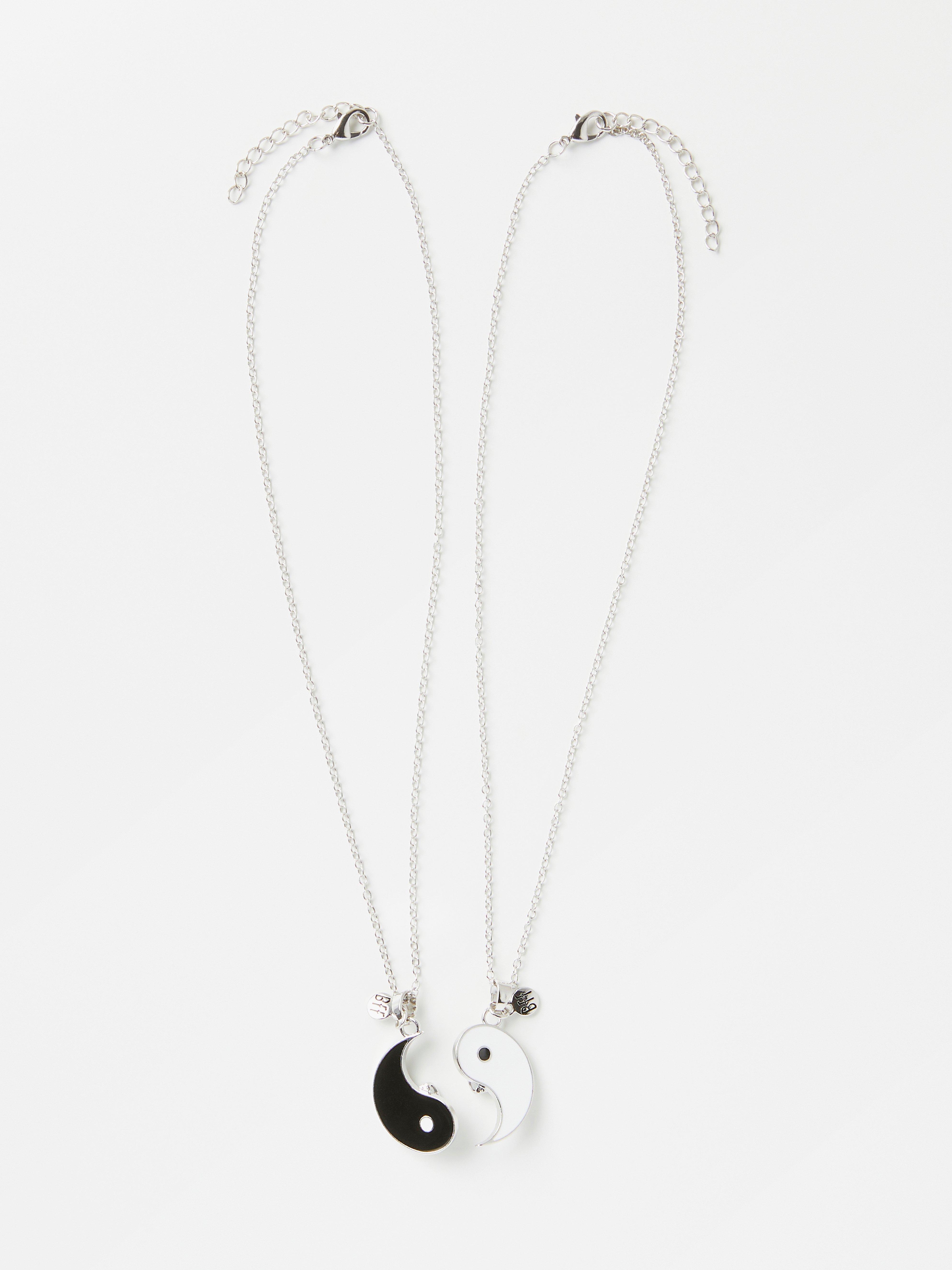 Yin and yang 2025 bff necklaces