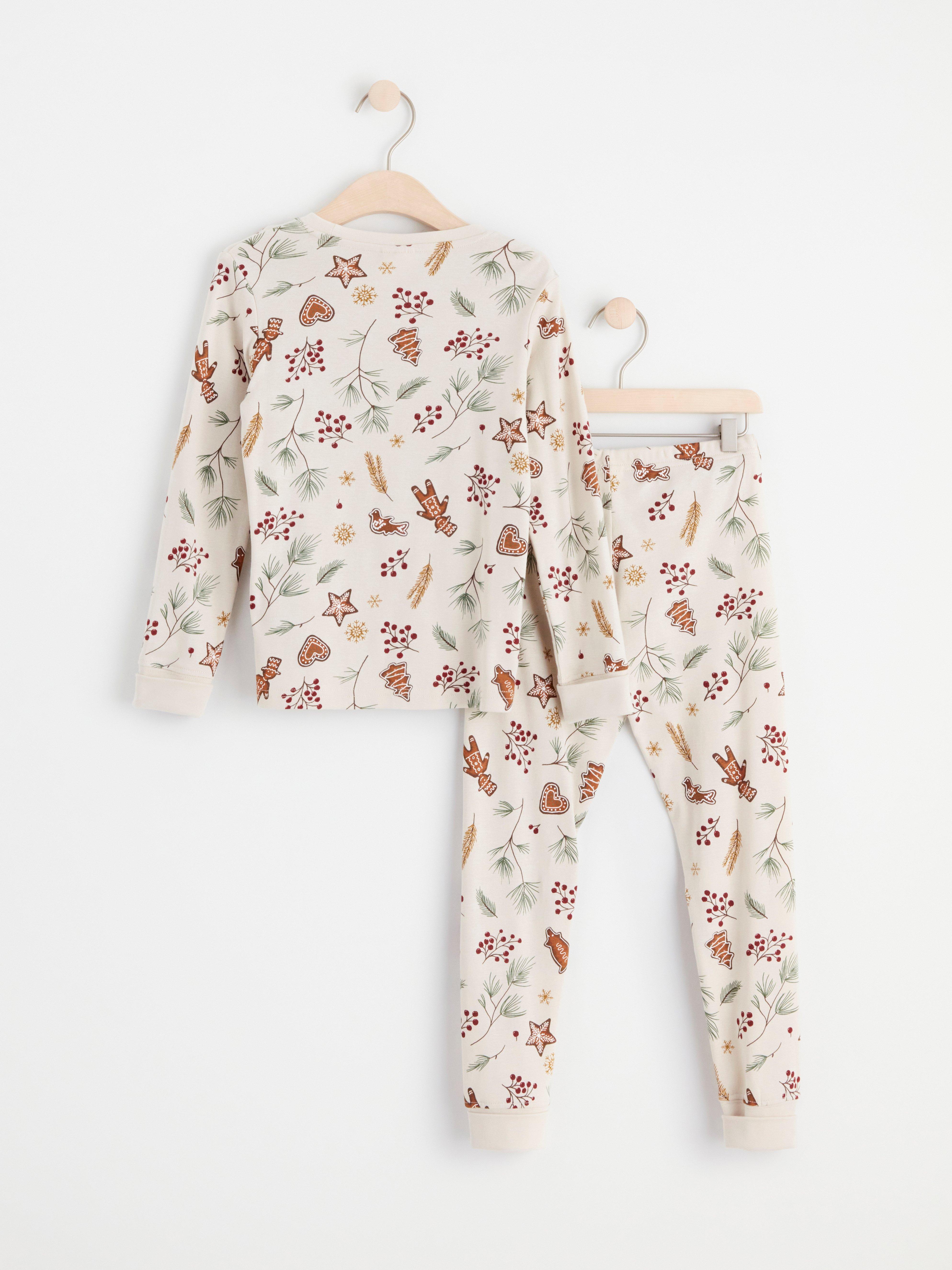 Pyjama set with Christmas print Lindex