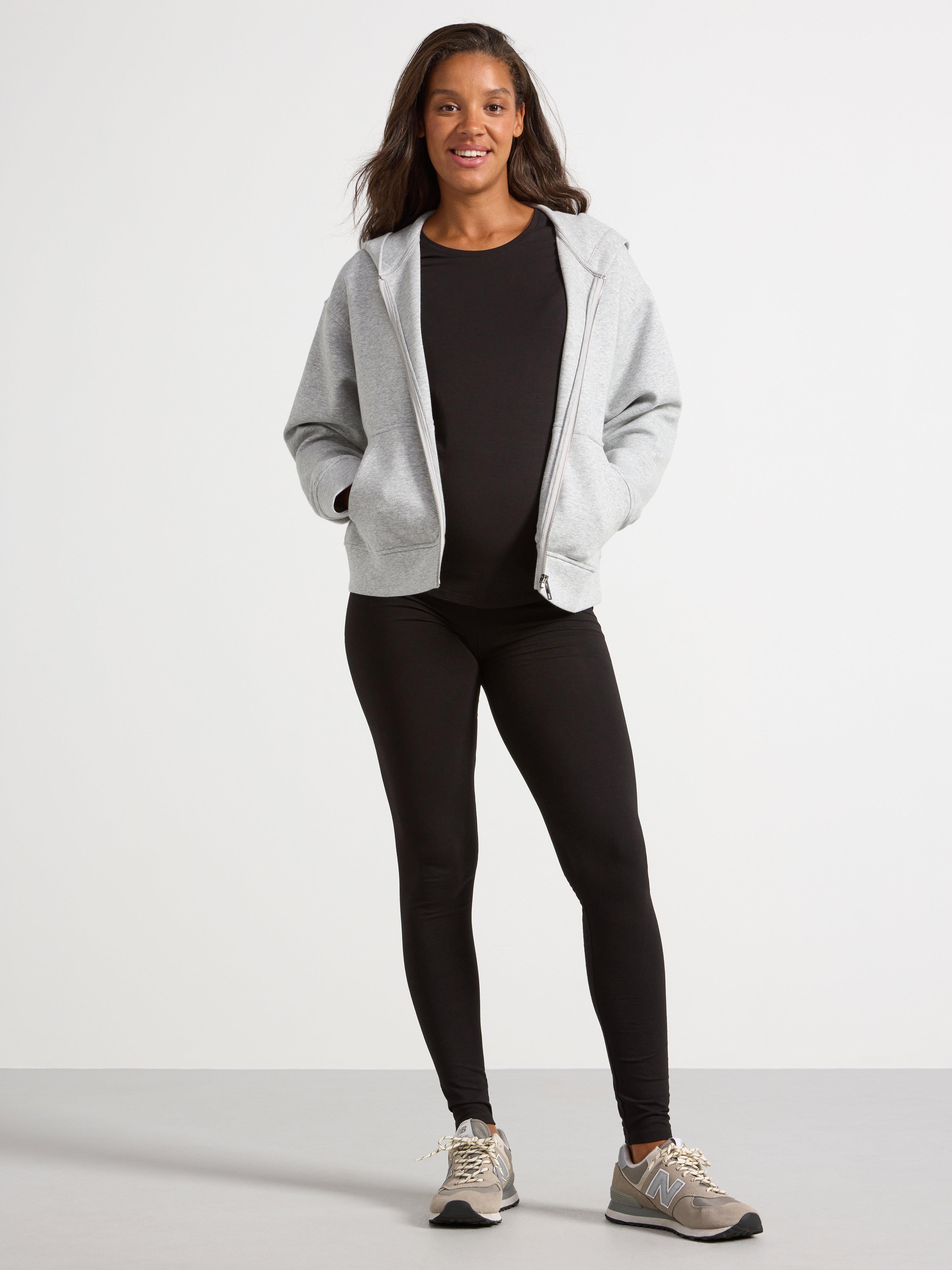 https://i8.amplience.net/i/Lindex/8532638_80_PS_MF/black-mom-leggings?fmt=auto&$qltDefault$&$cache$&$crop$&$scaleFit$&$productDetailSwiperV2$&vw=600&$crop2x$&$fmtQlt2x$