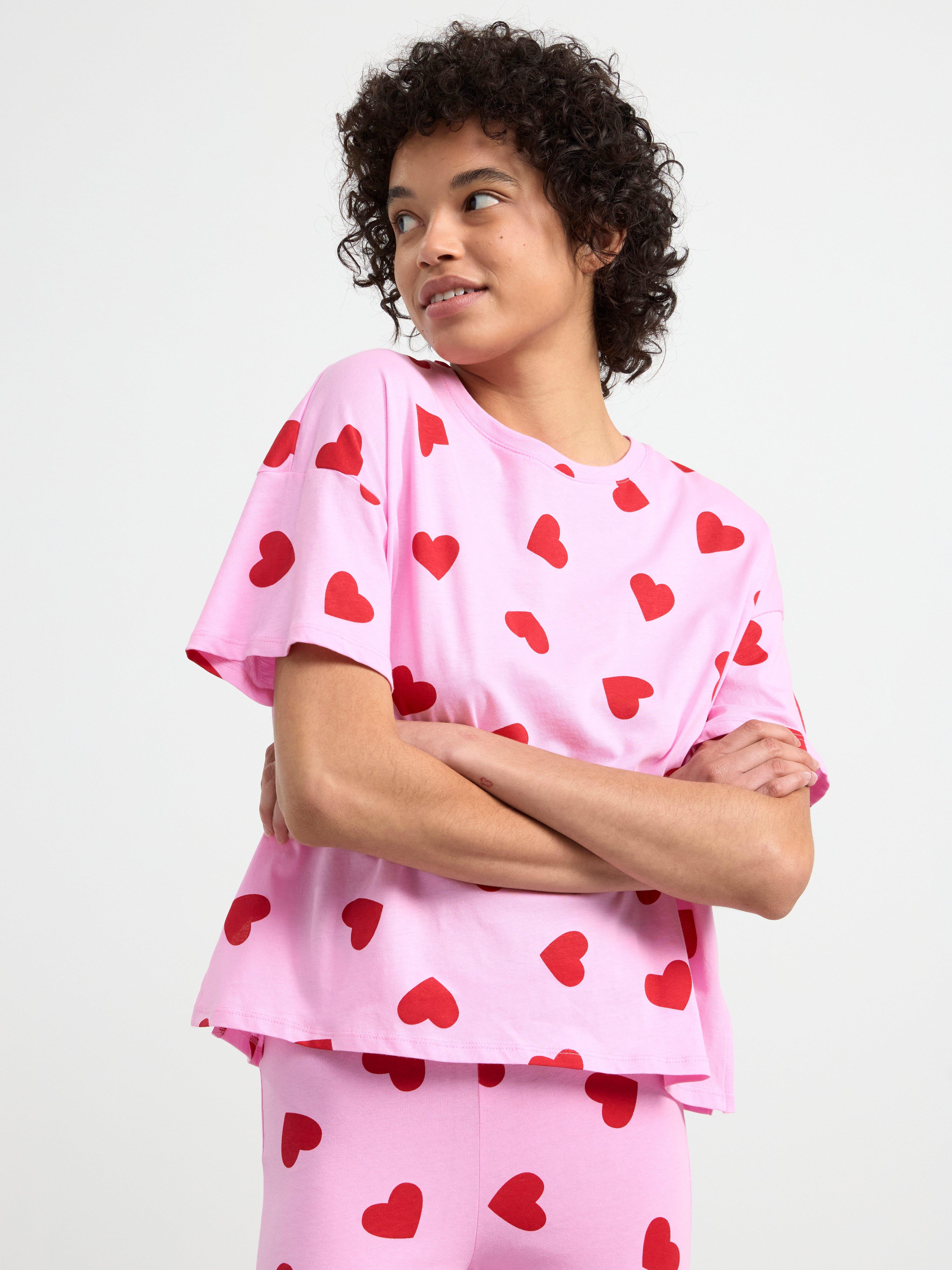 Pyjamasset med hjärtan