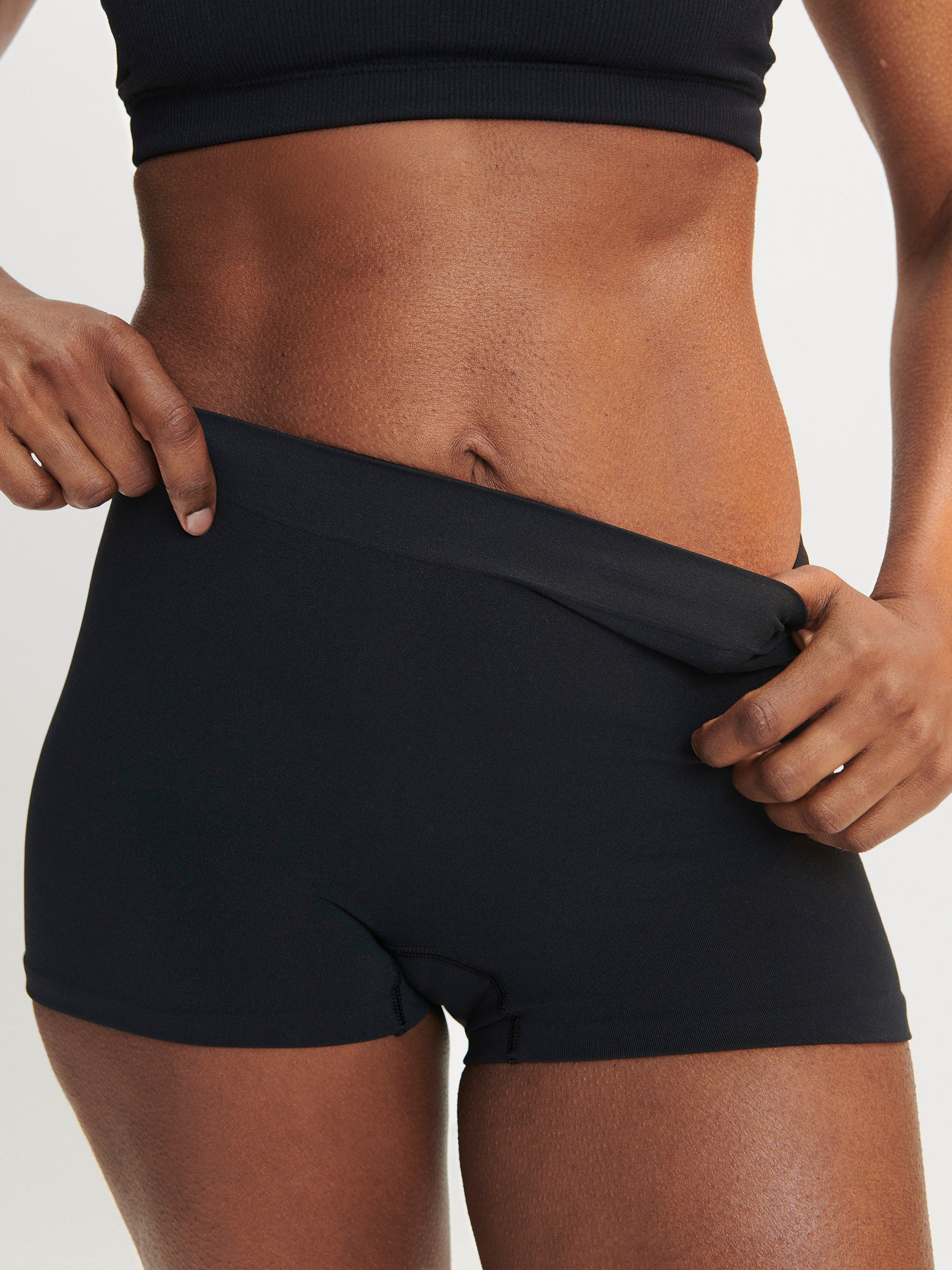 Boxer - Female Engineering - Svart