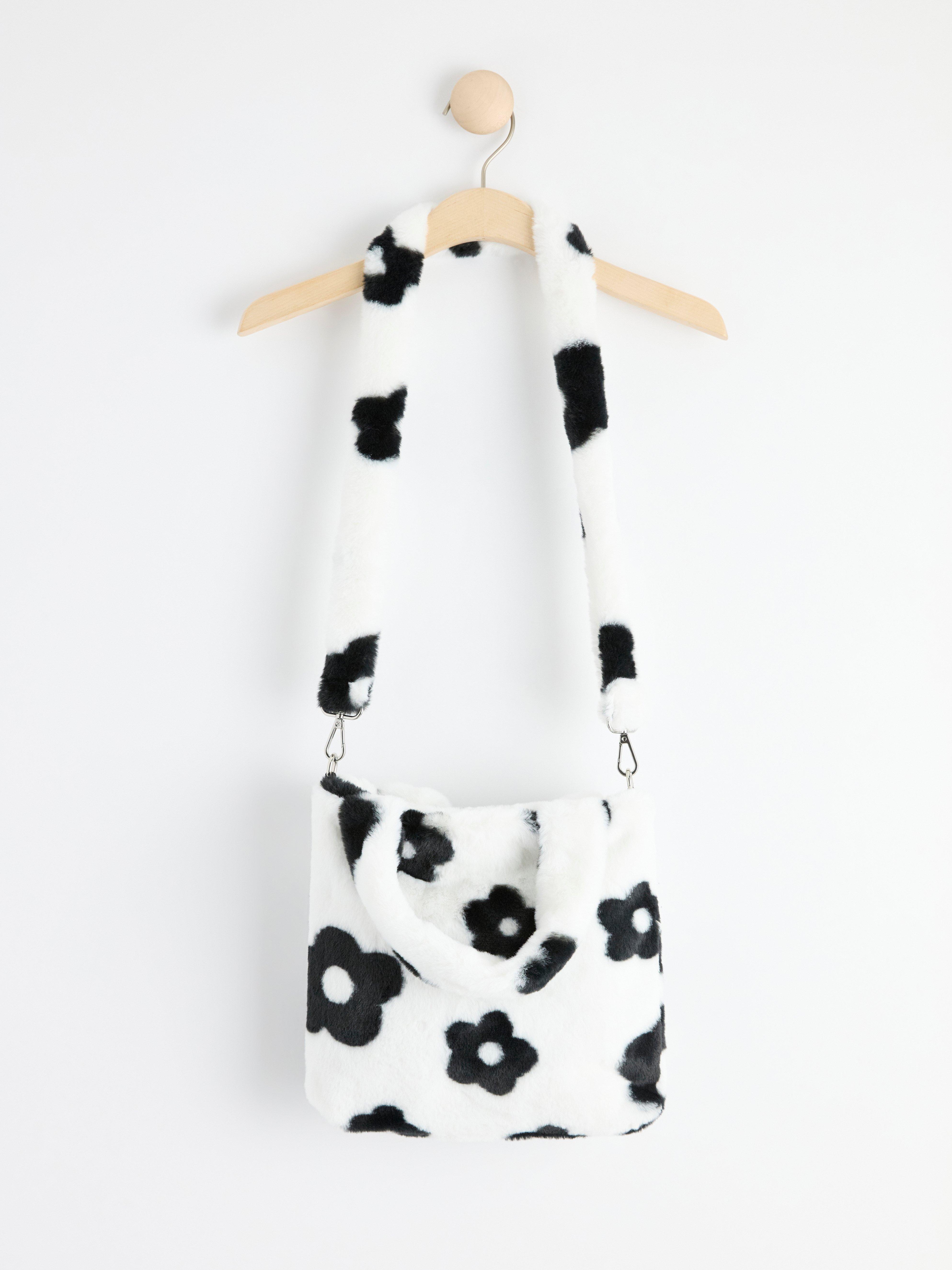 Väska i fuskpäls med blommor