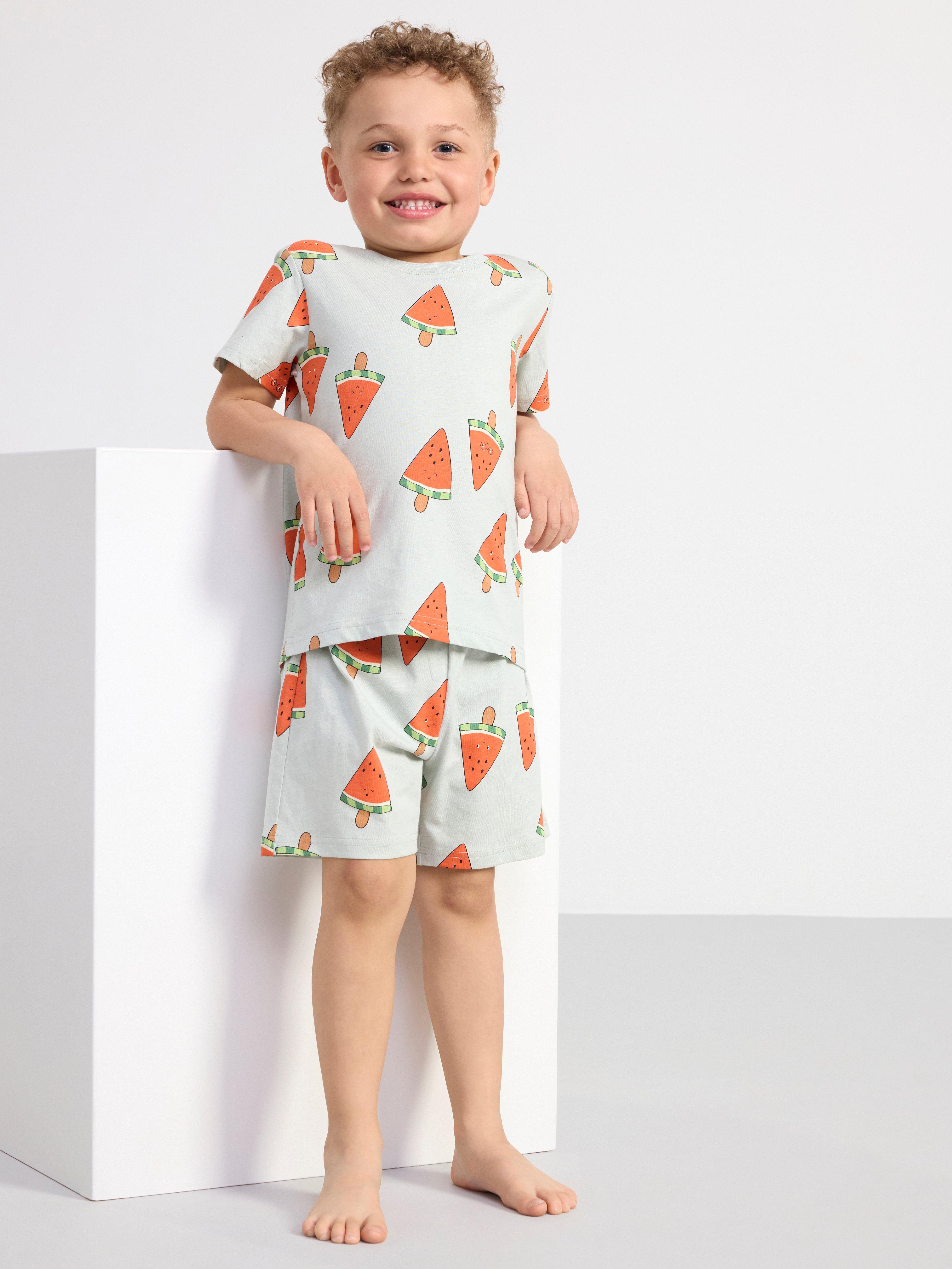 Pyjamas barn salg best sale