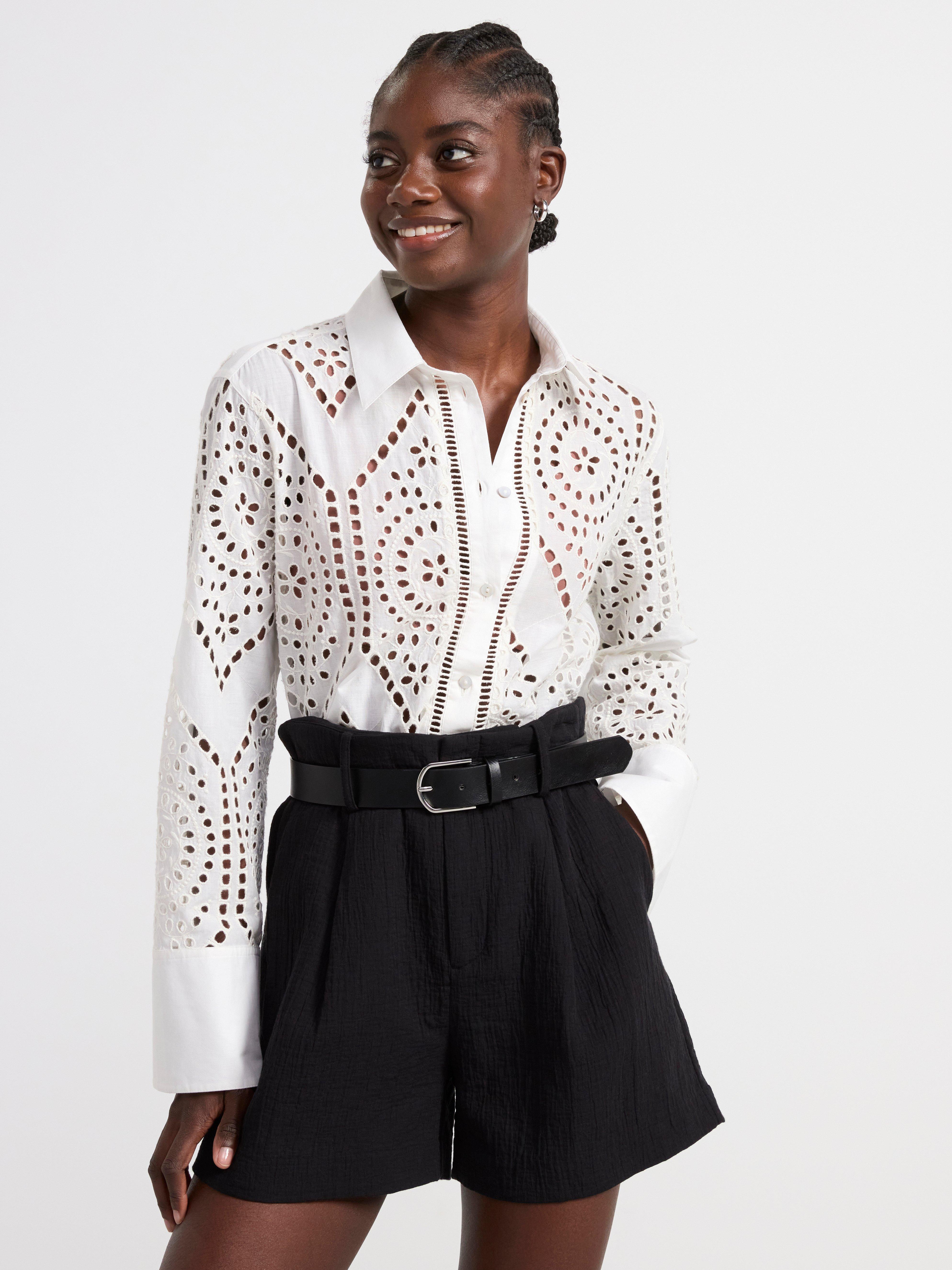 Shirt with broderie anglaise – Curated by Elsa & Sofia