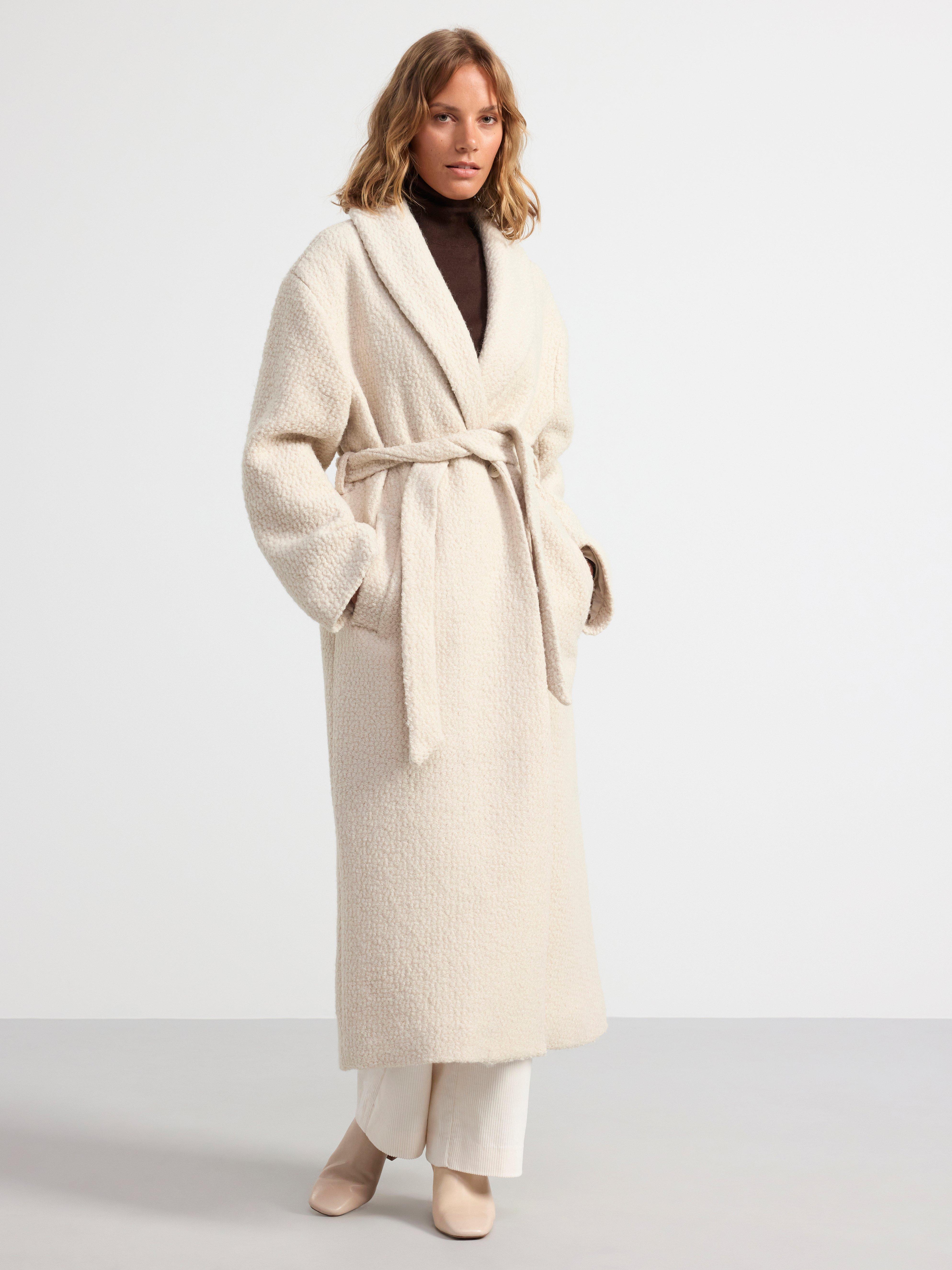 Coat in boucl