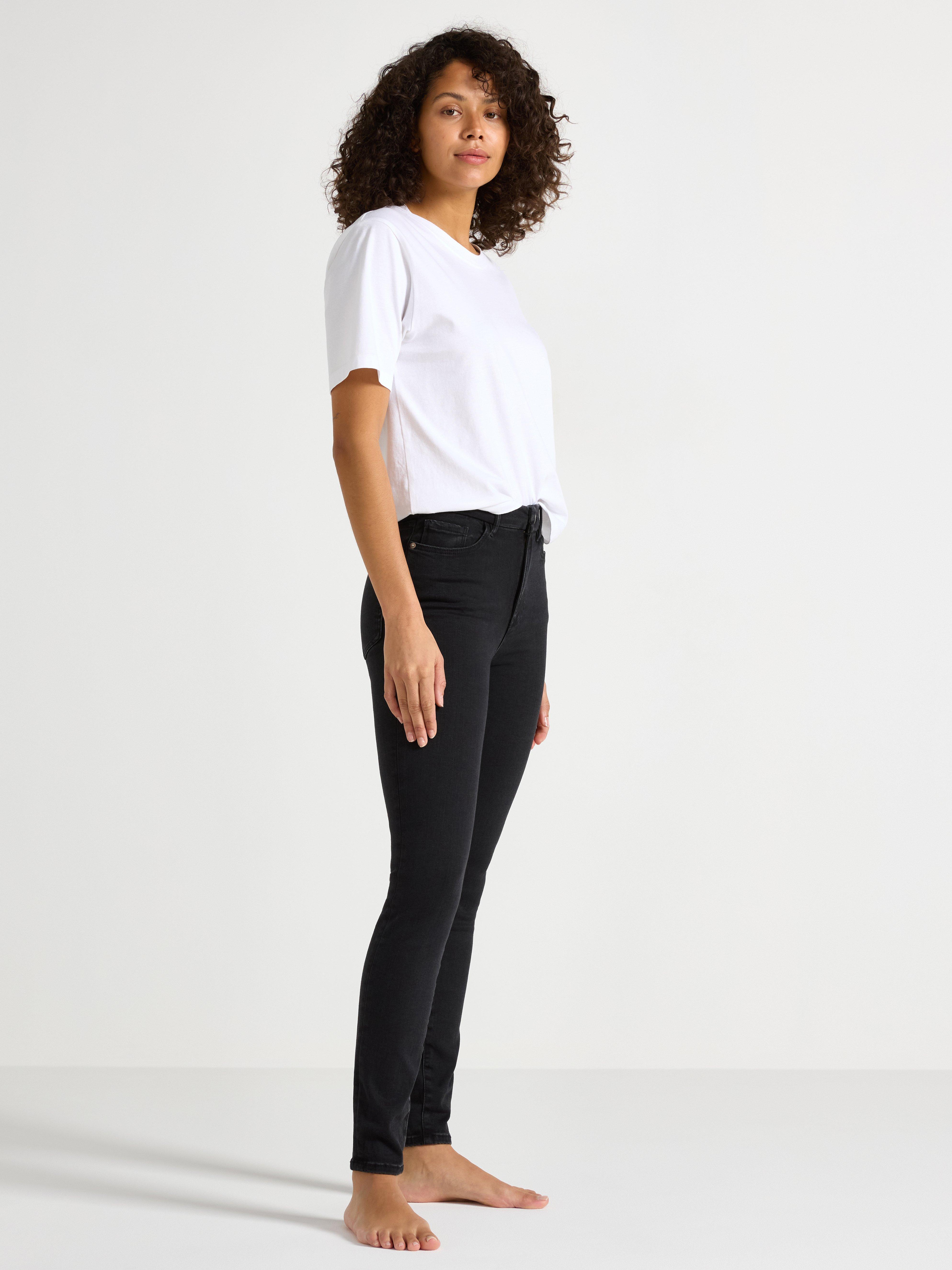 MIRA Curve super stretch flared jeans