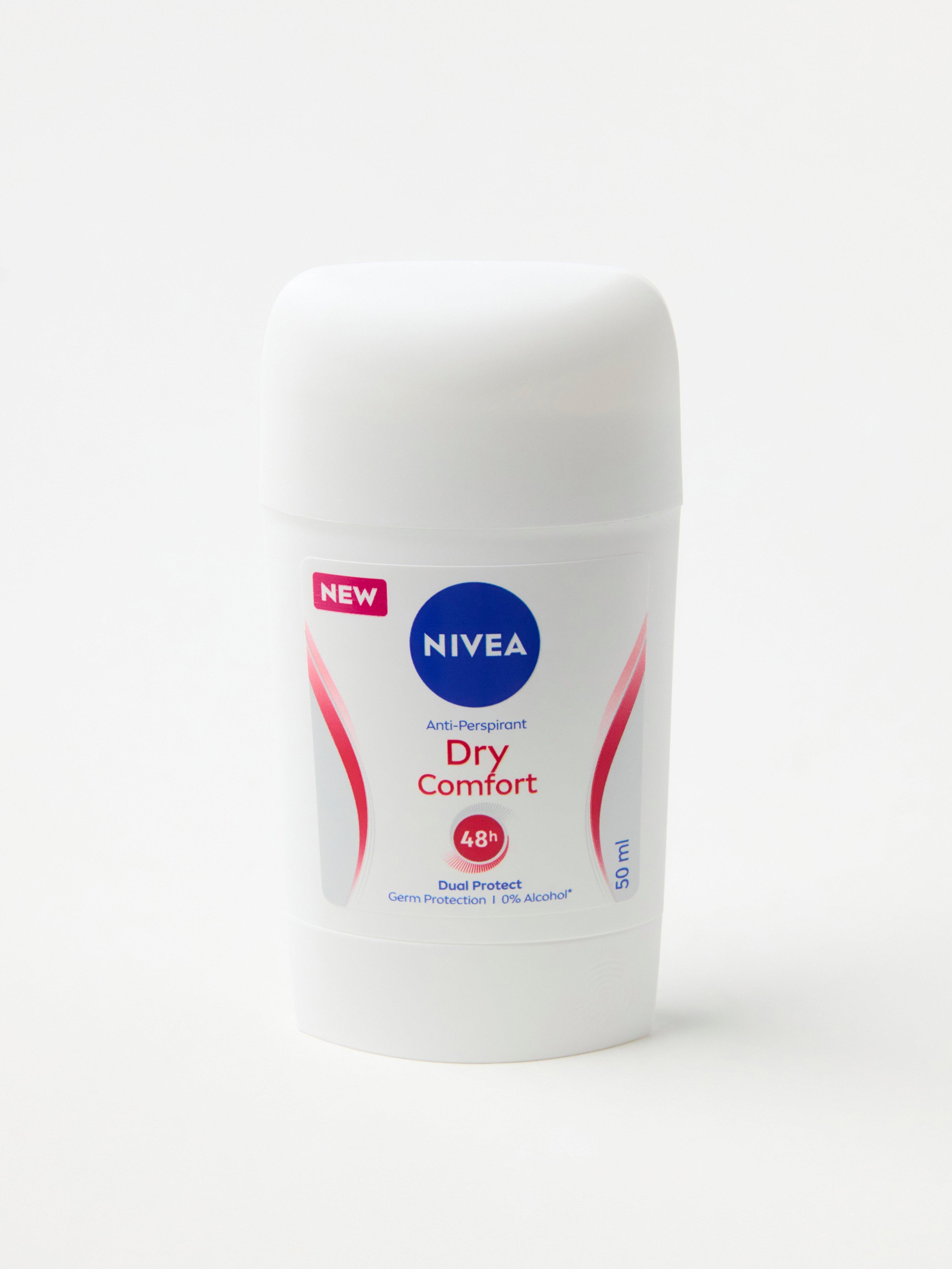NIVEA Antiperspirant Deo Dry Comfort Stick