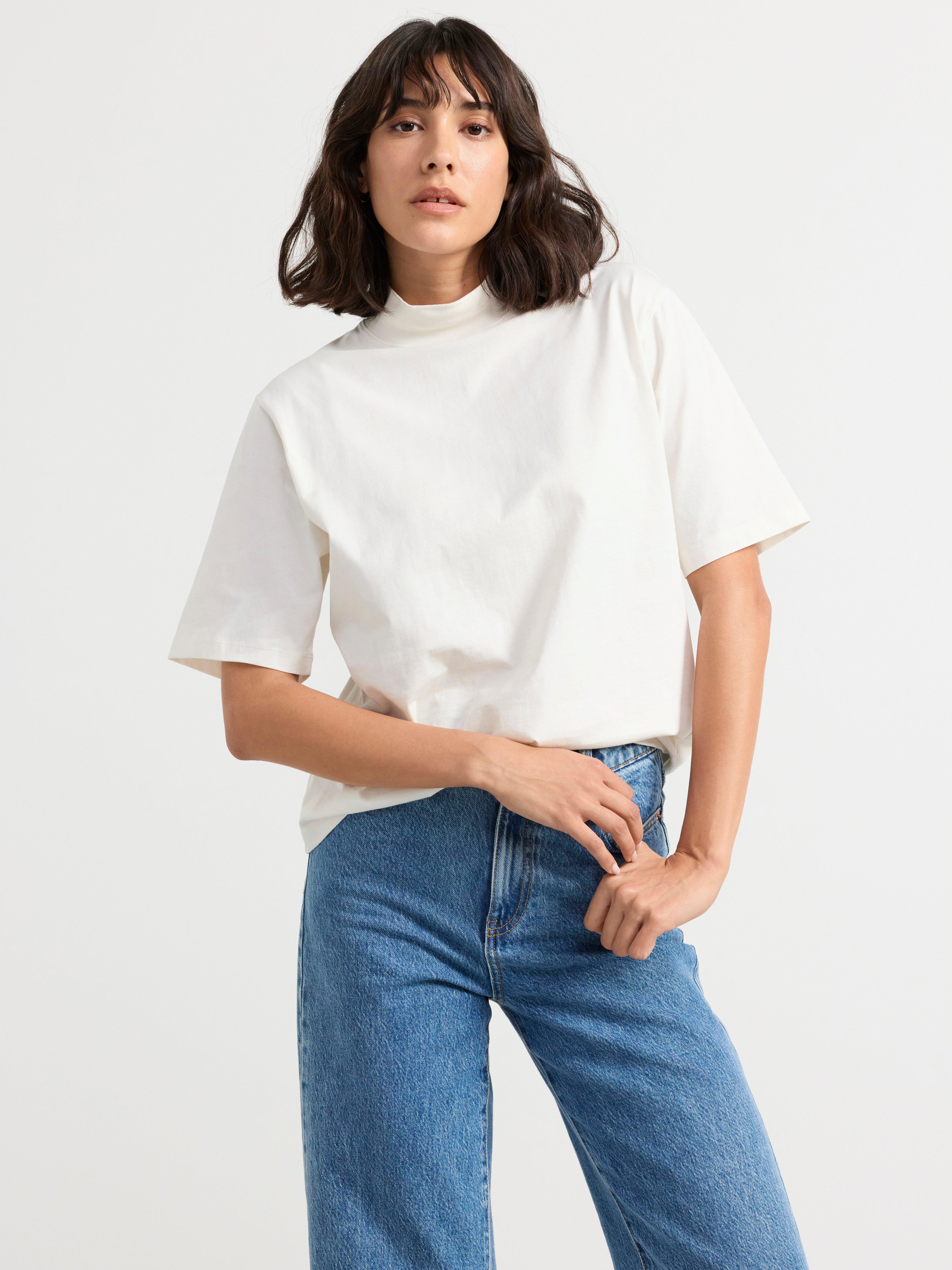 White mock neck sale short sleeve top