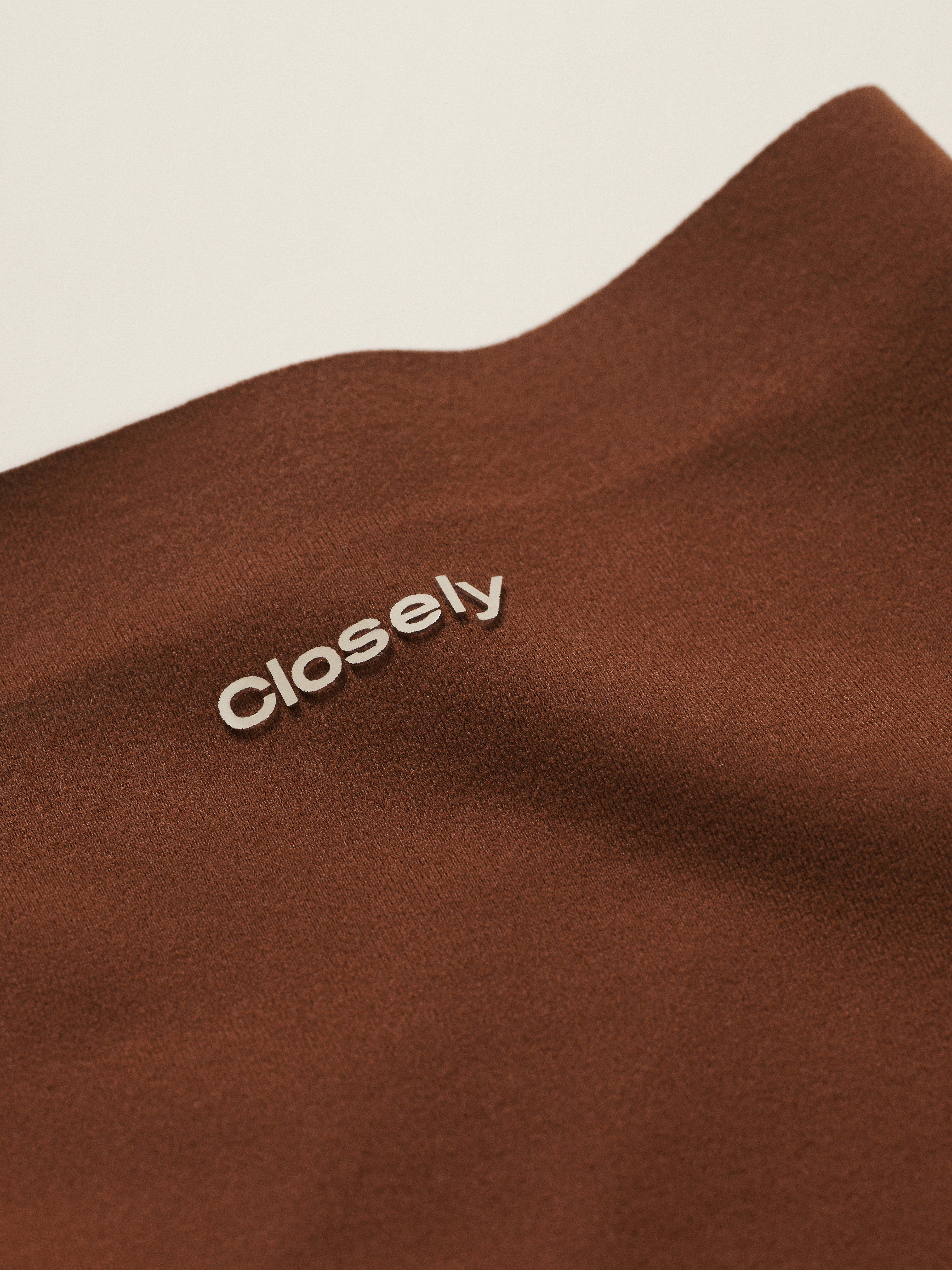 Hipster - Closely - Brown