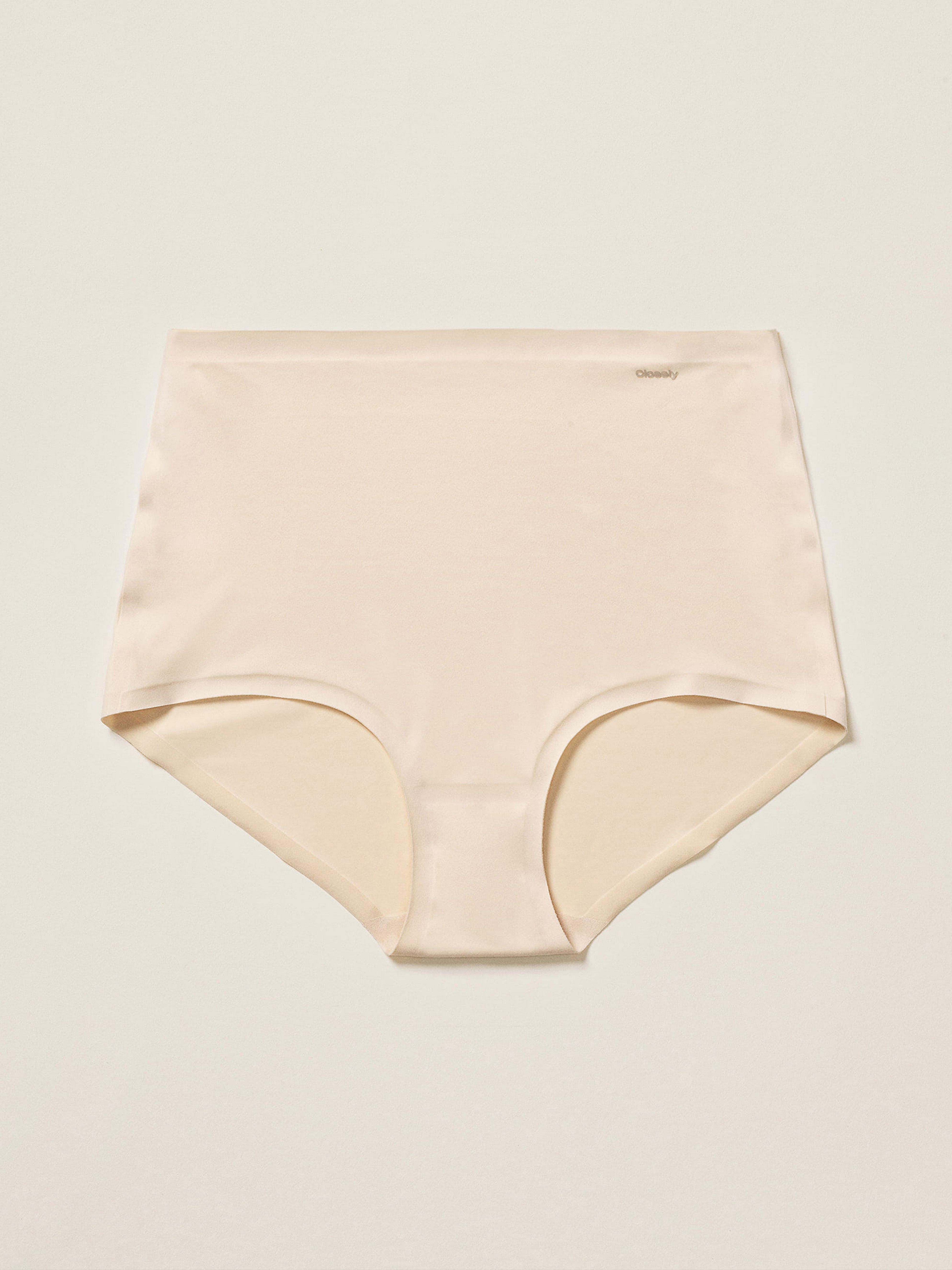 The Freedom high waist briefs  – Closely