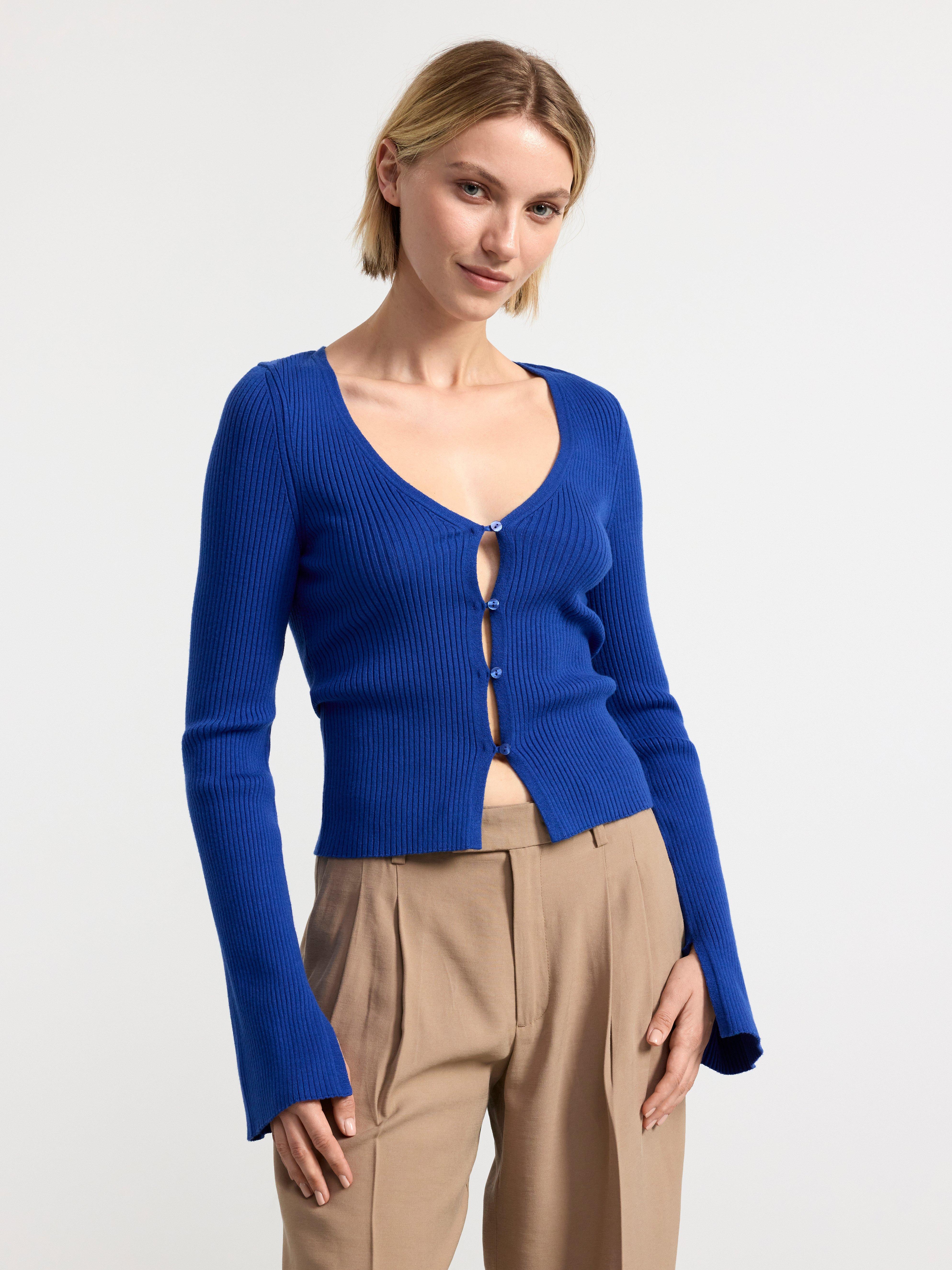 Ribbstickad cardigan