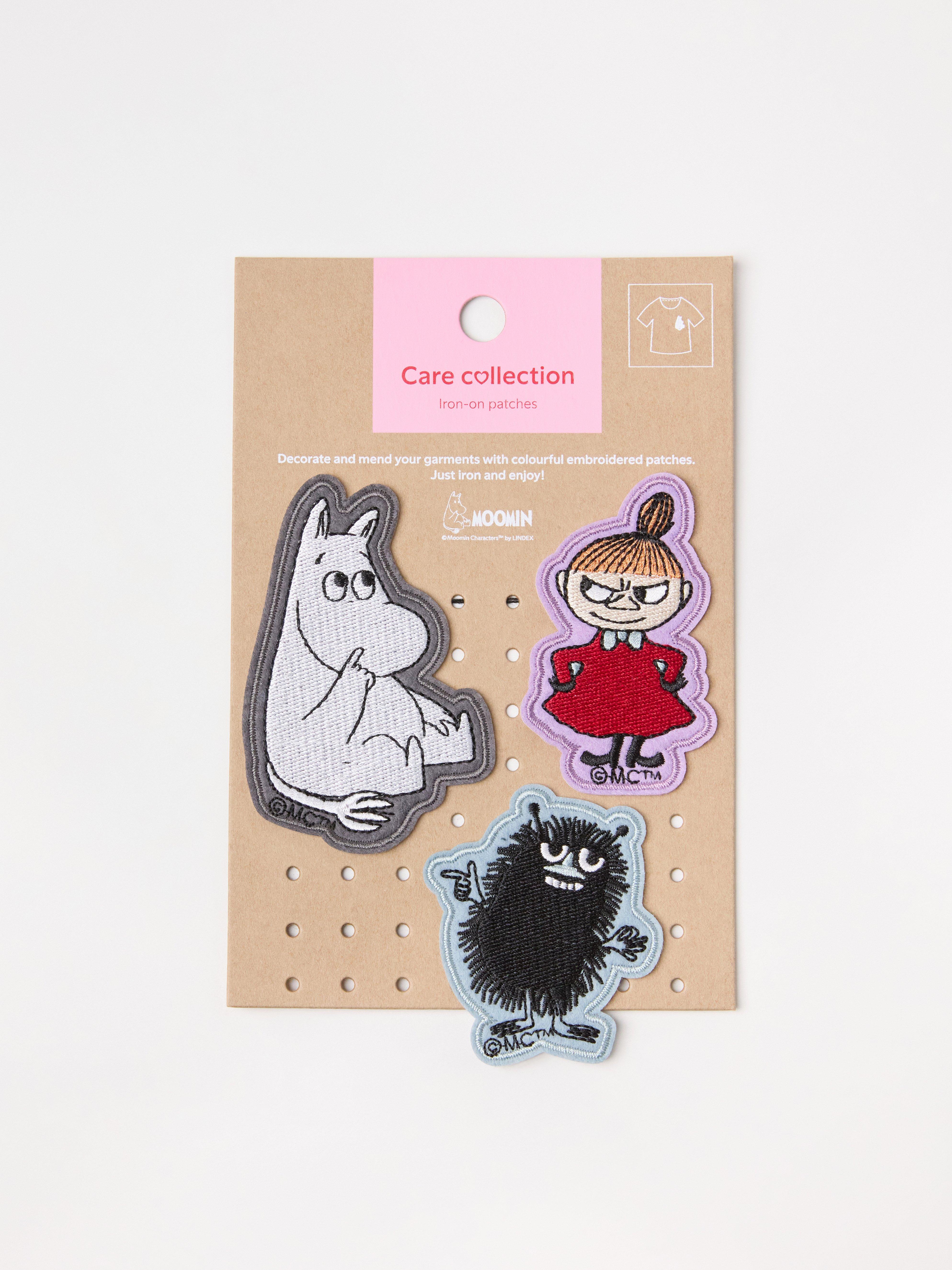 Iron-on patches with Moomin