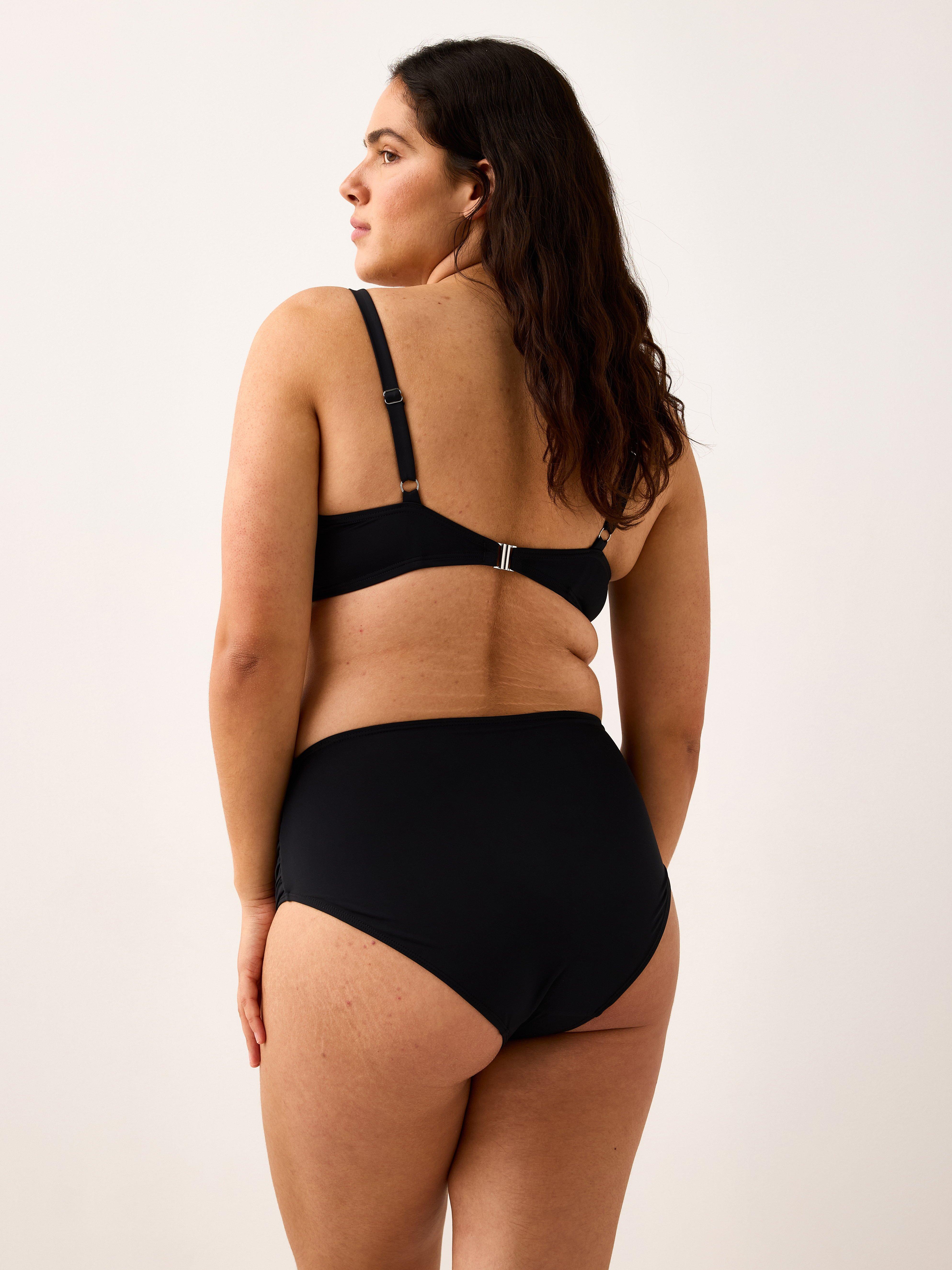 Bikini High - Alusvaatteet - Musta