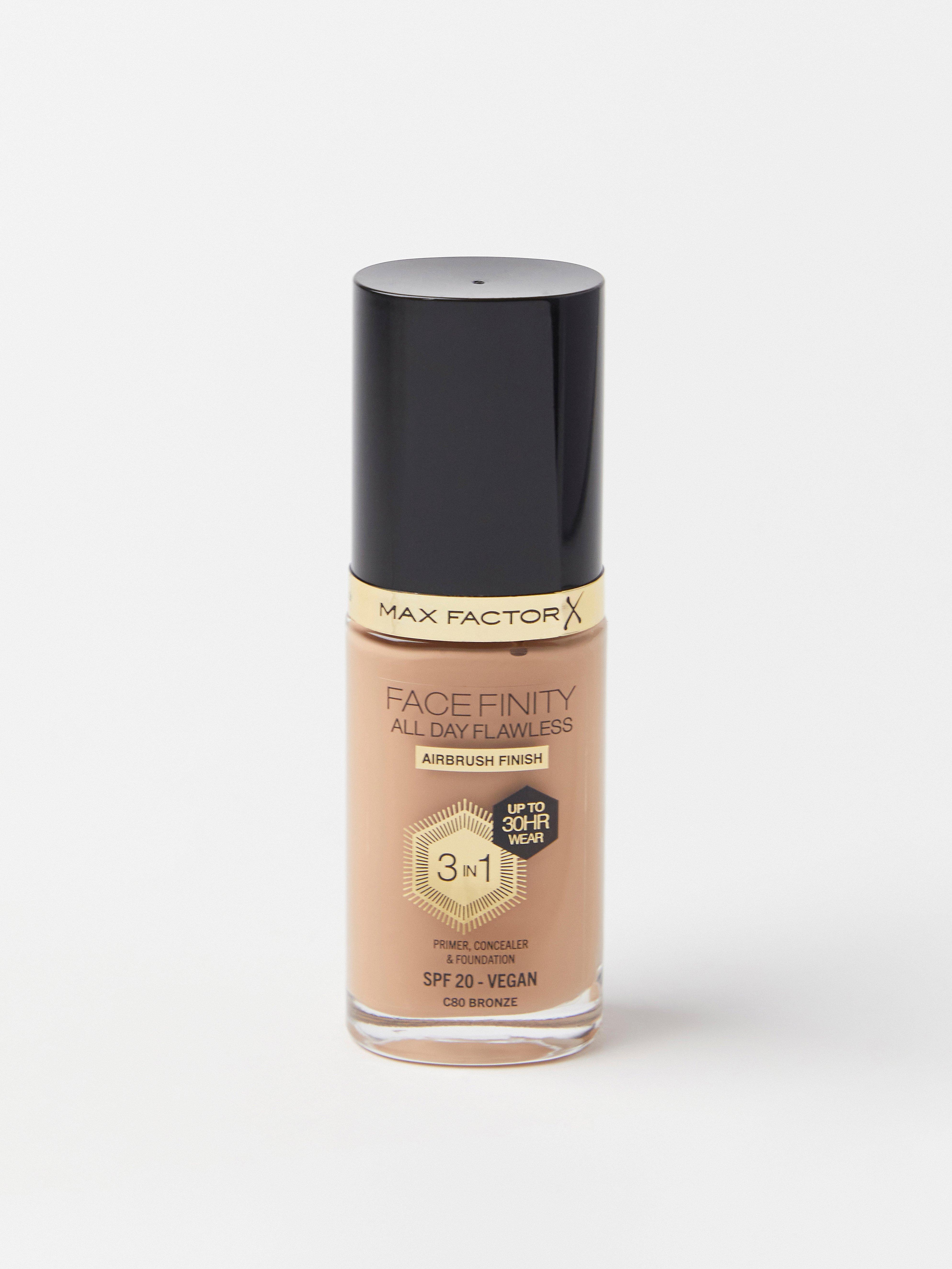 Foundation - Kosmetikk - Beige