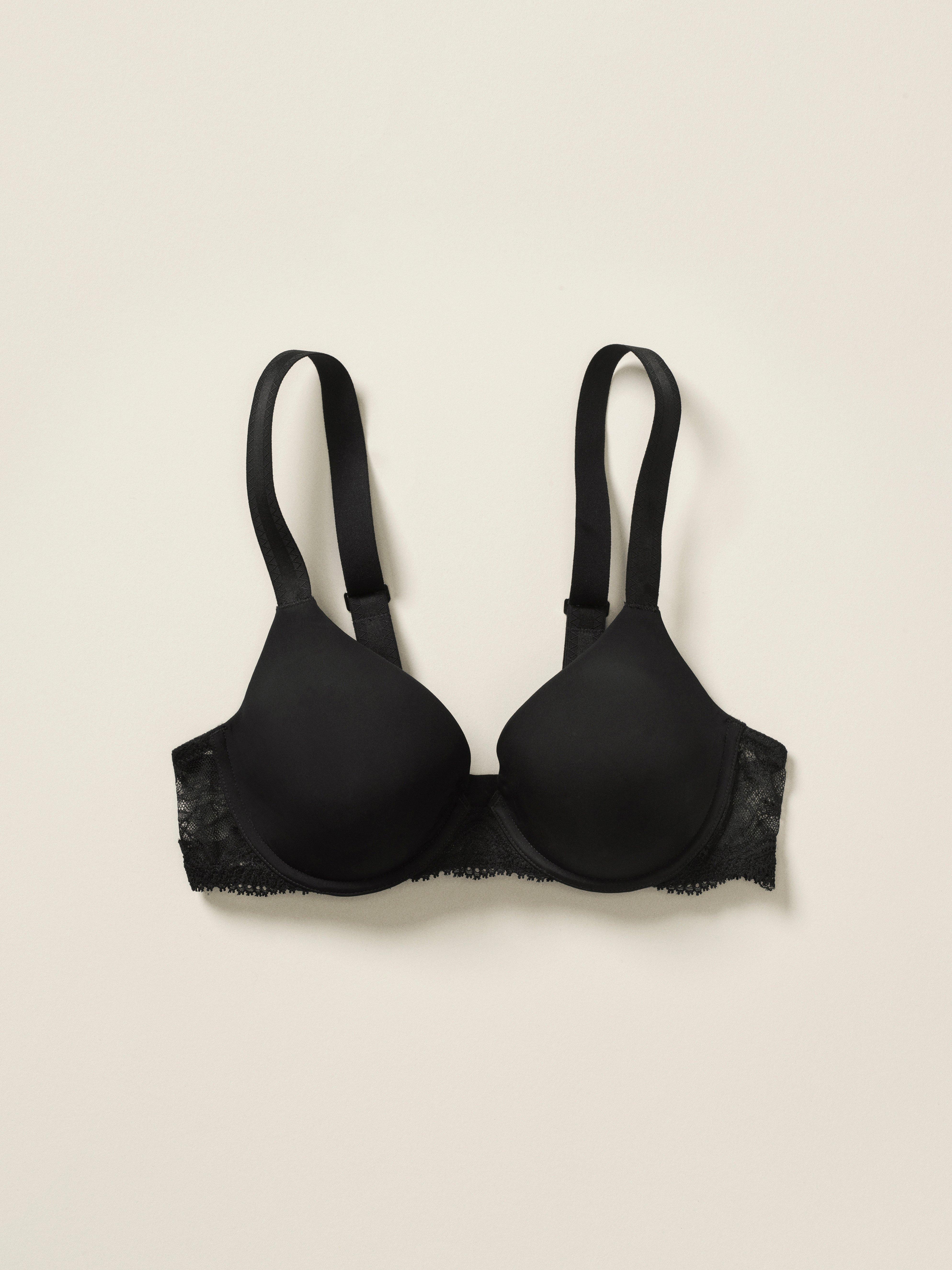 The Lace  t-shirt bra  – Closely