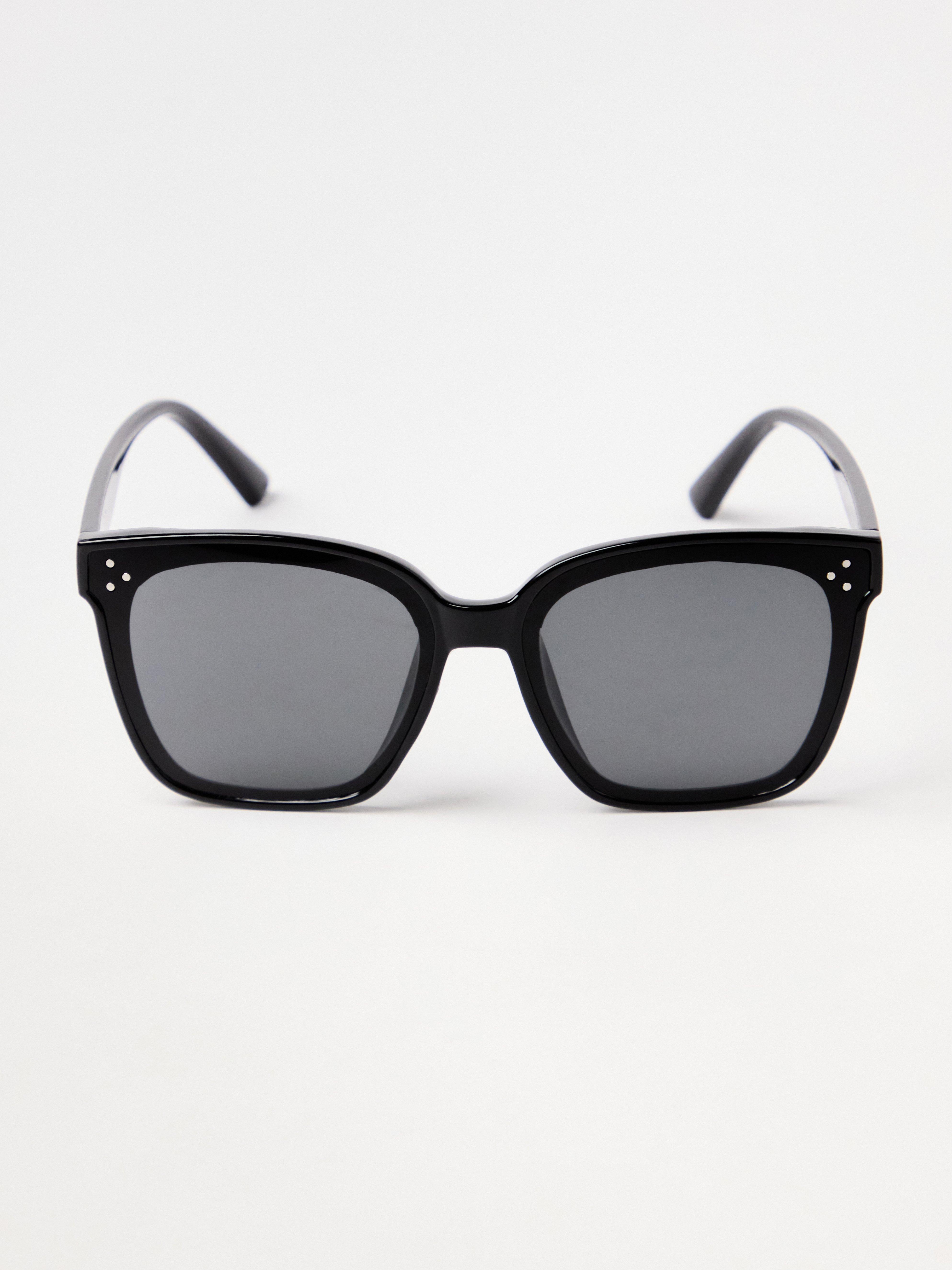 Sunglasses - Womens Wear - Black