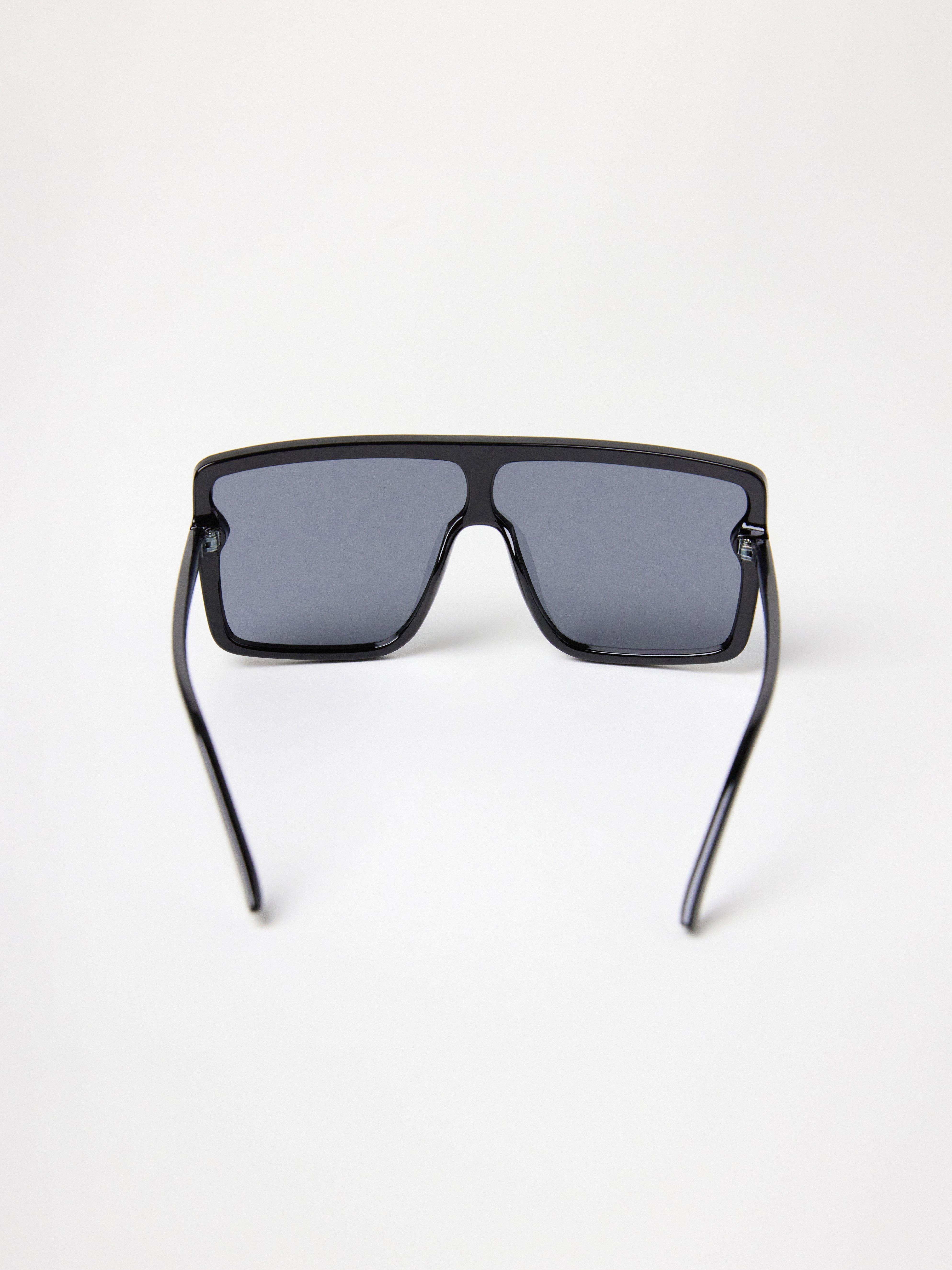 Sunglasses - Womens Wear - Black