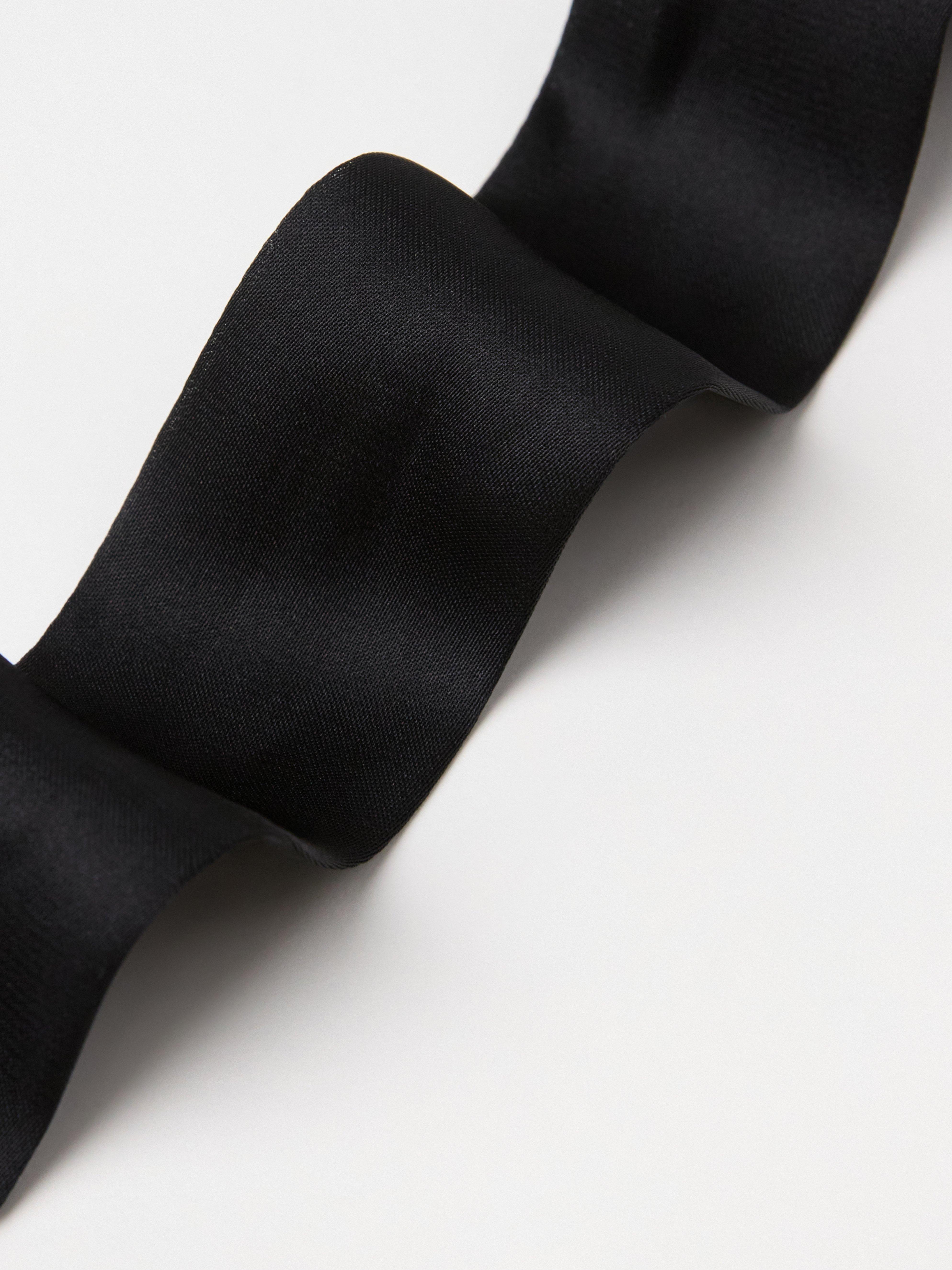  - Womens Wear - Black