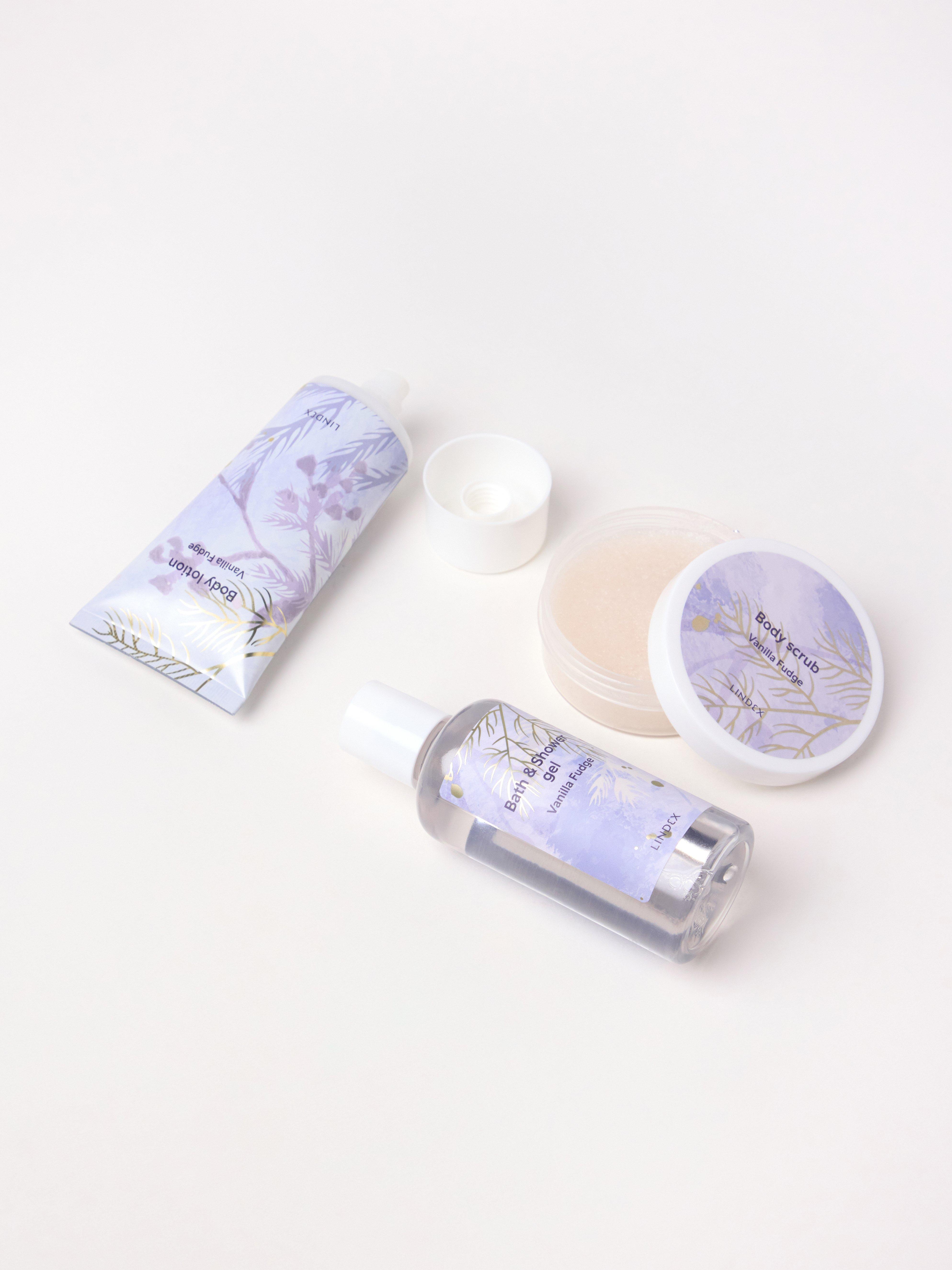 Body Lotion - Cosmetics - Blank